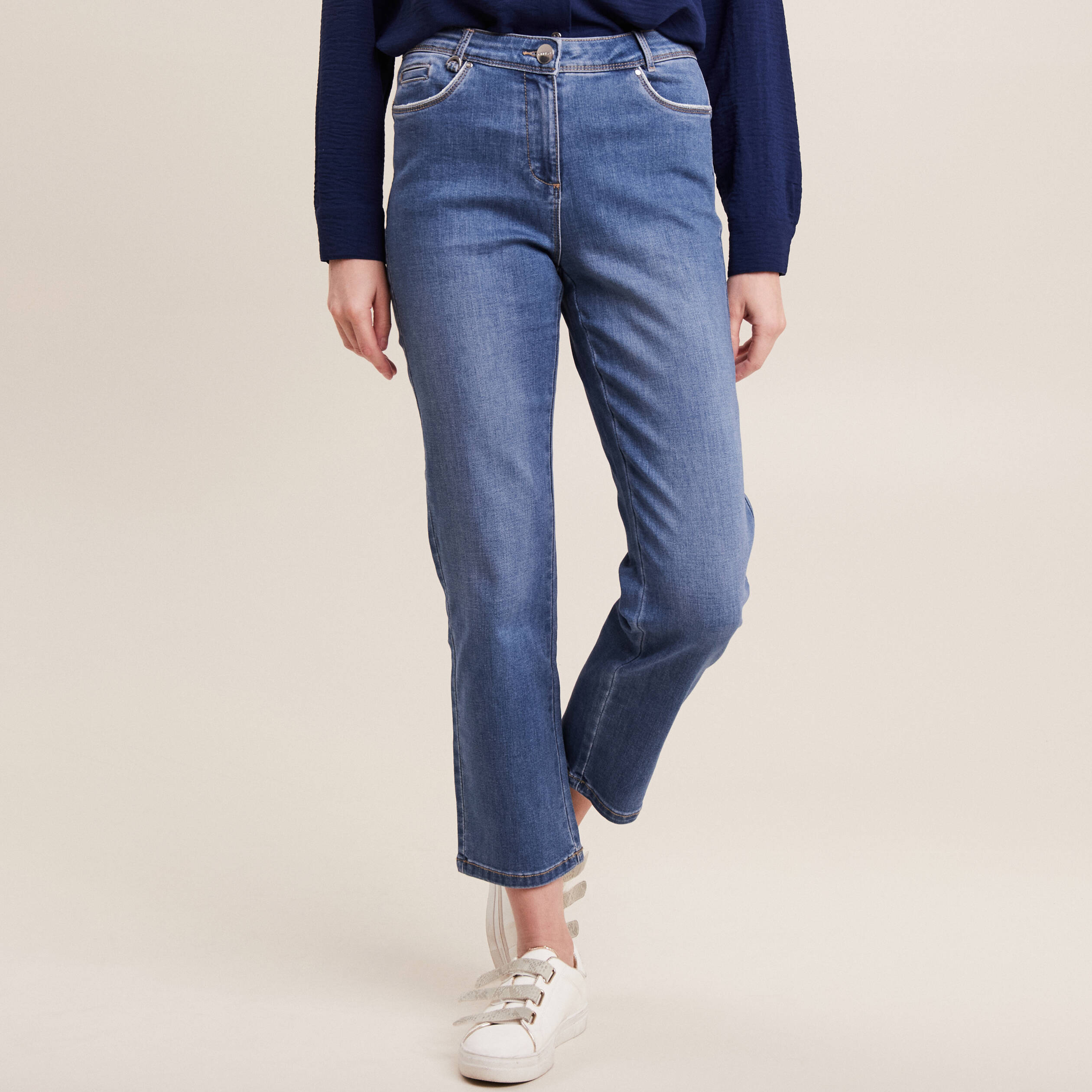 Jean coupe droite 7/8&egrave;me denim stone femme