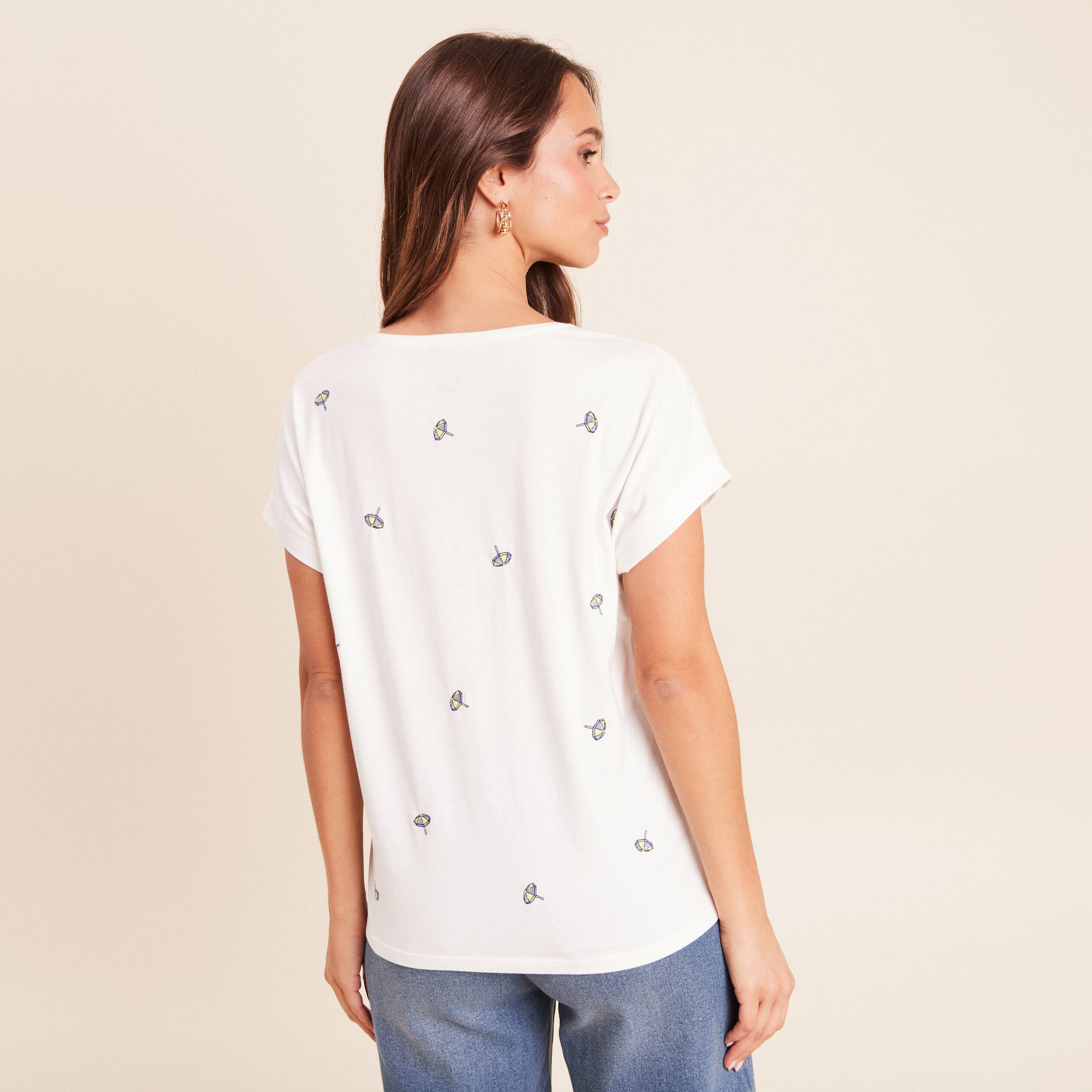 T-shirt col v broderie manches courtes ecru femme