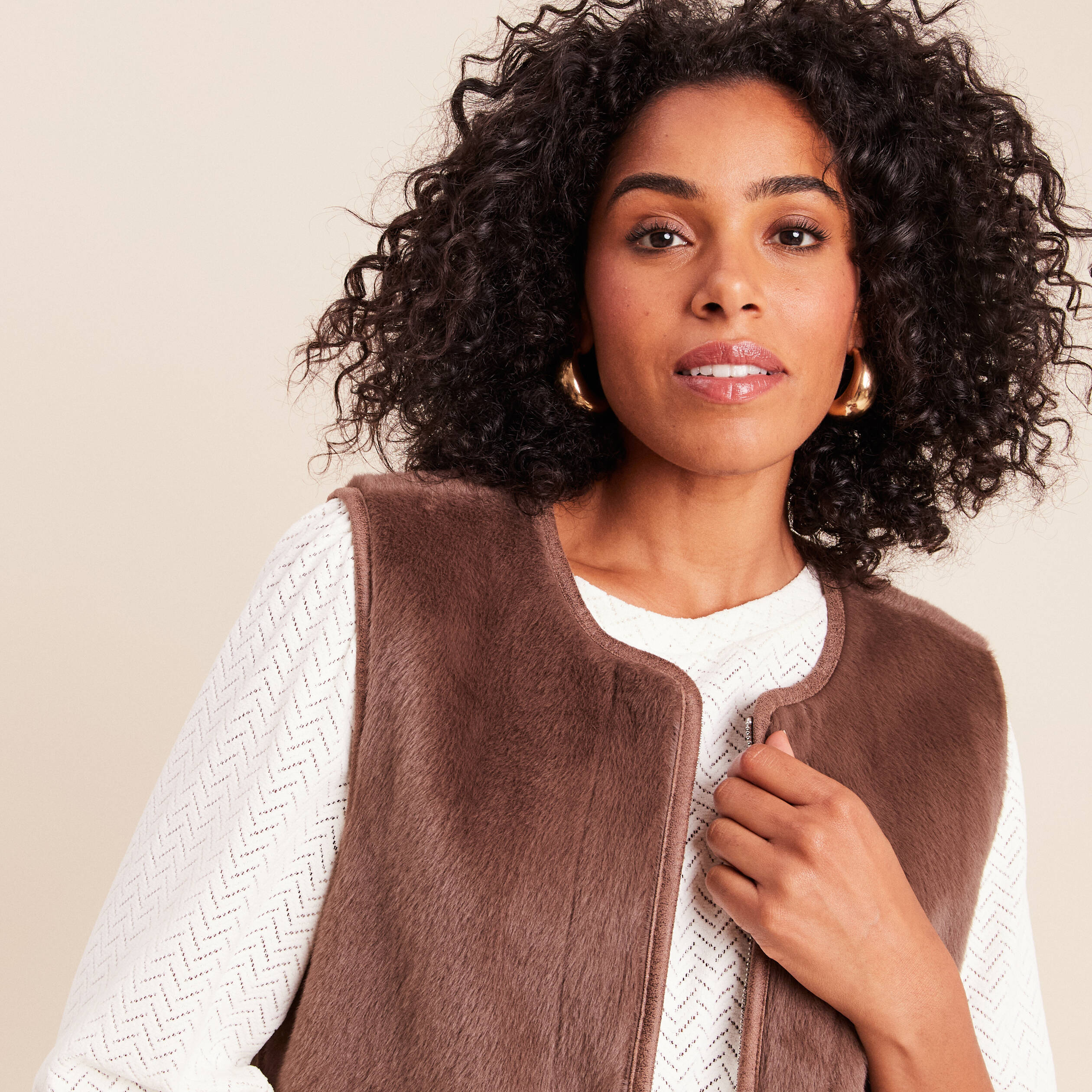 Veste sans manches sans col marron fonc&eacute; marron femme