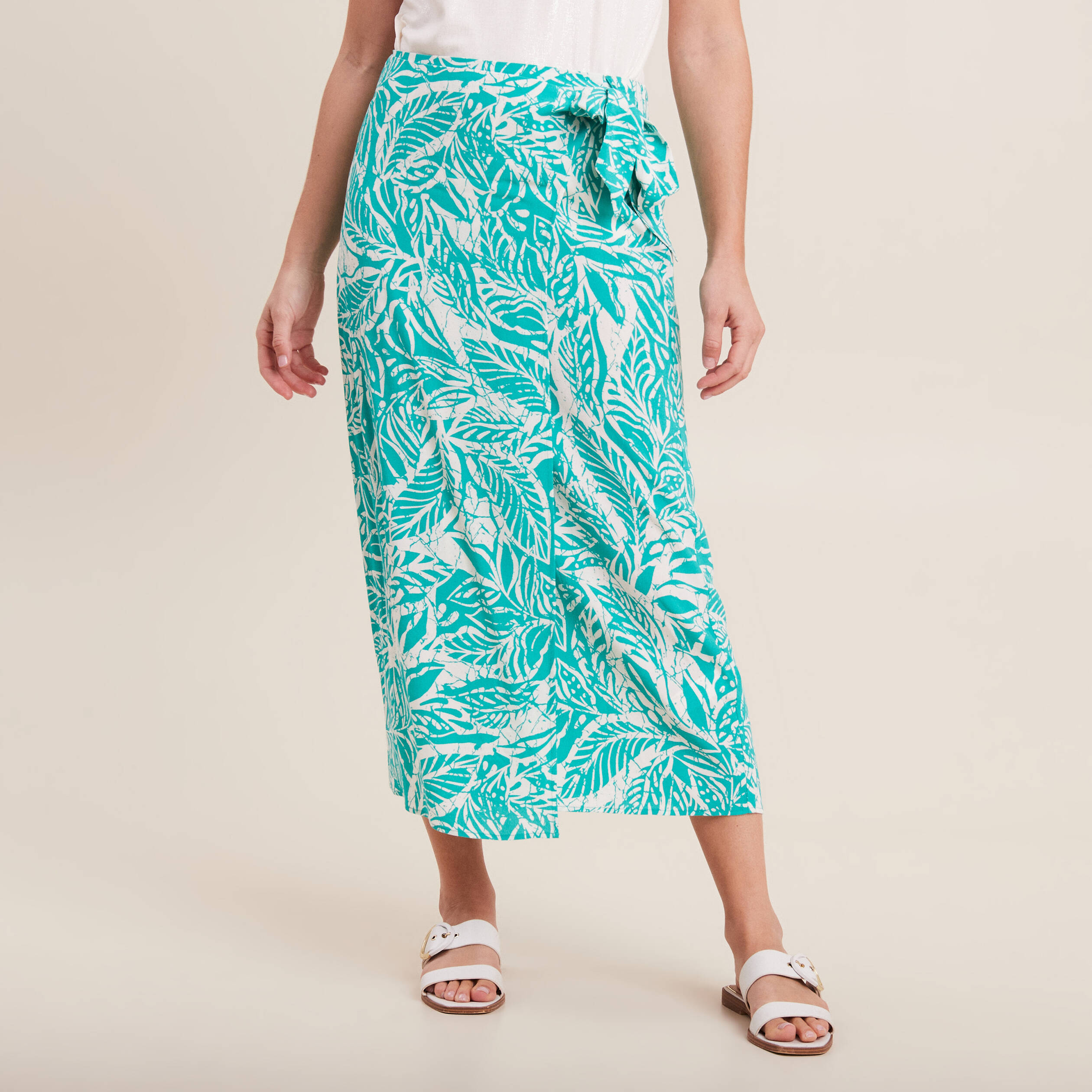 Jupe midi portefeuille satin vert émeraude femme