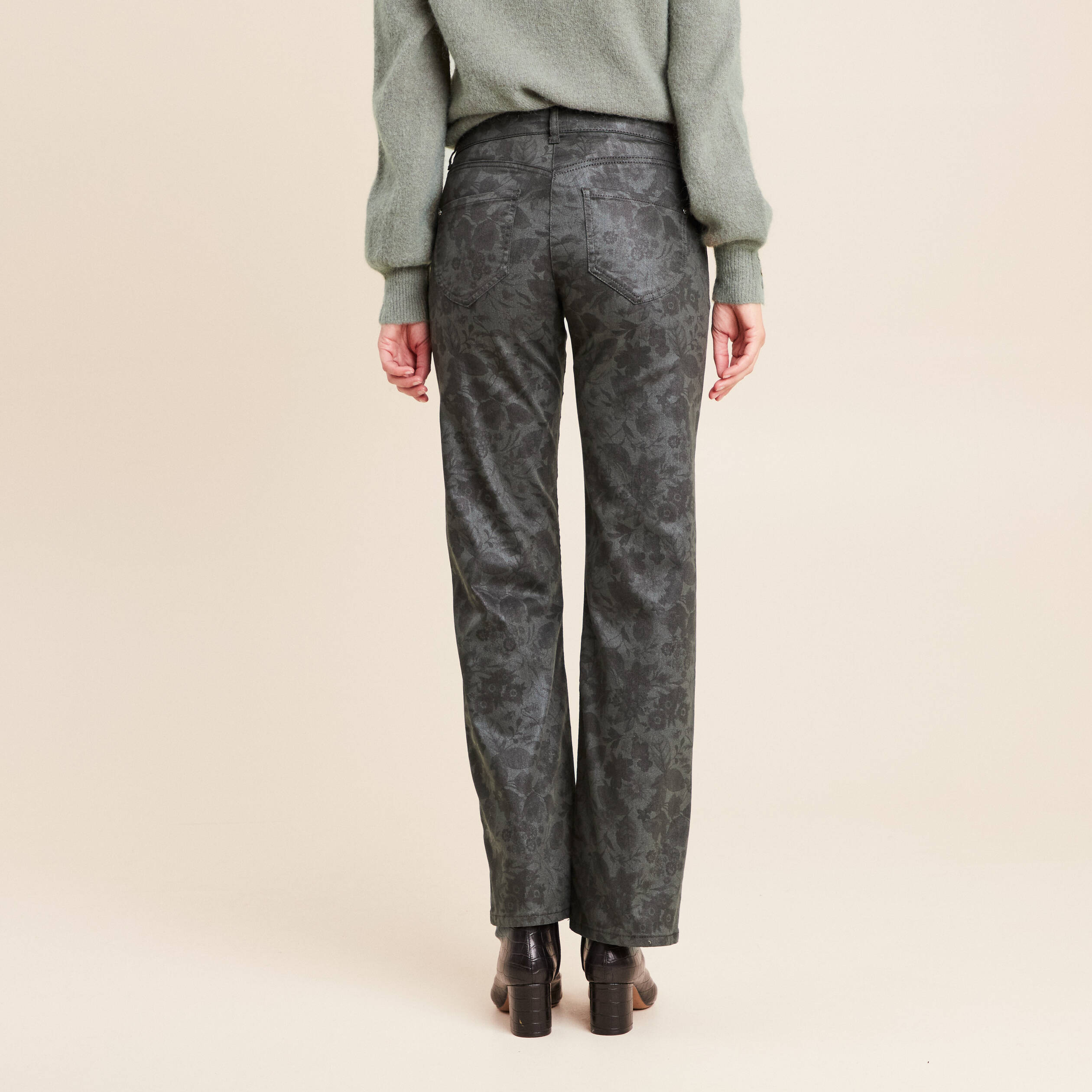 Pantalon taille bascul&eacute;e vert femme