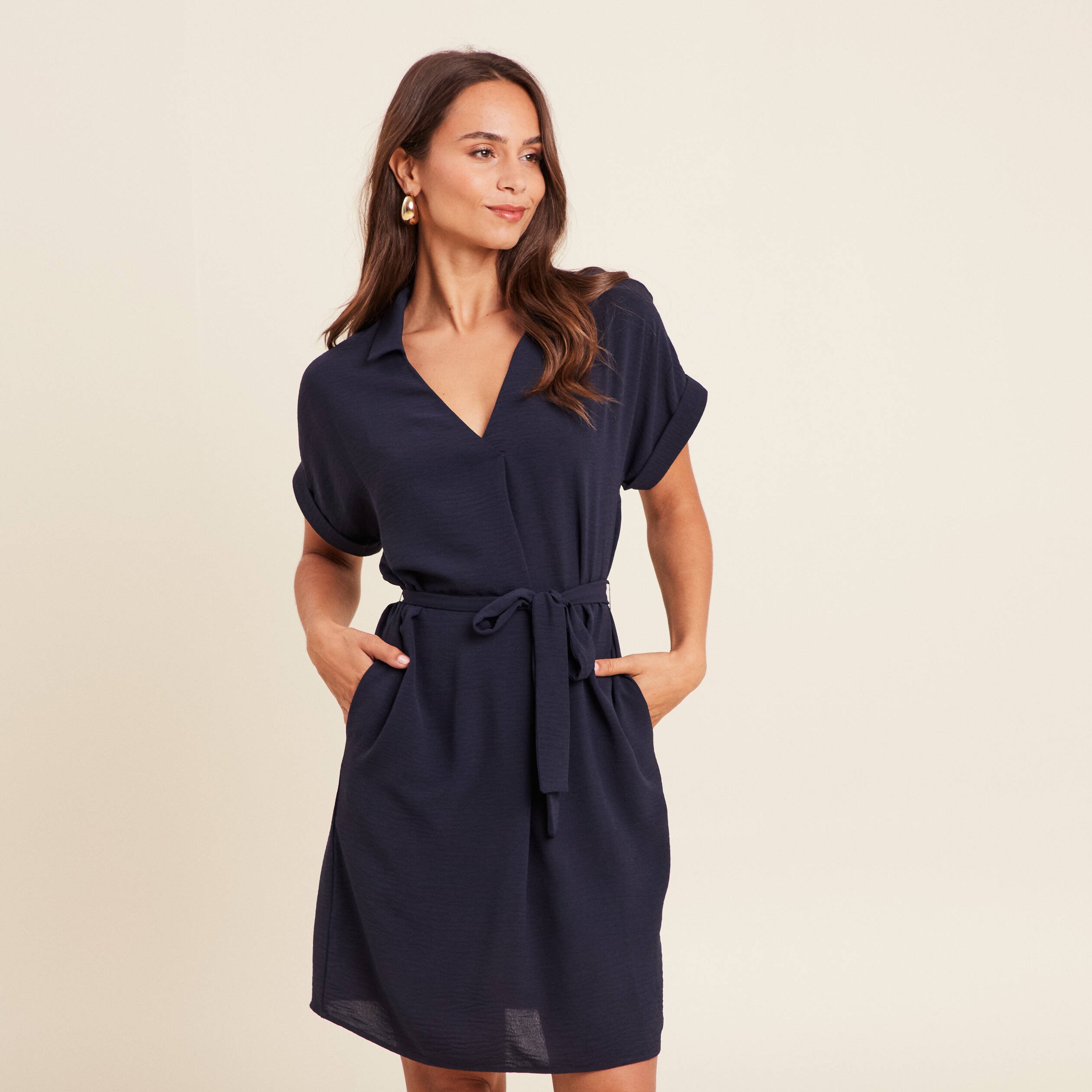 robe fluide manches courtes bleu marine femme Robe fluide manches courtes bleu marine femme