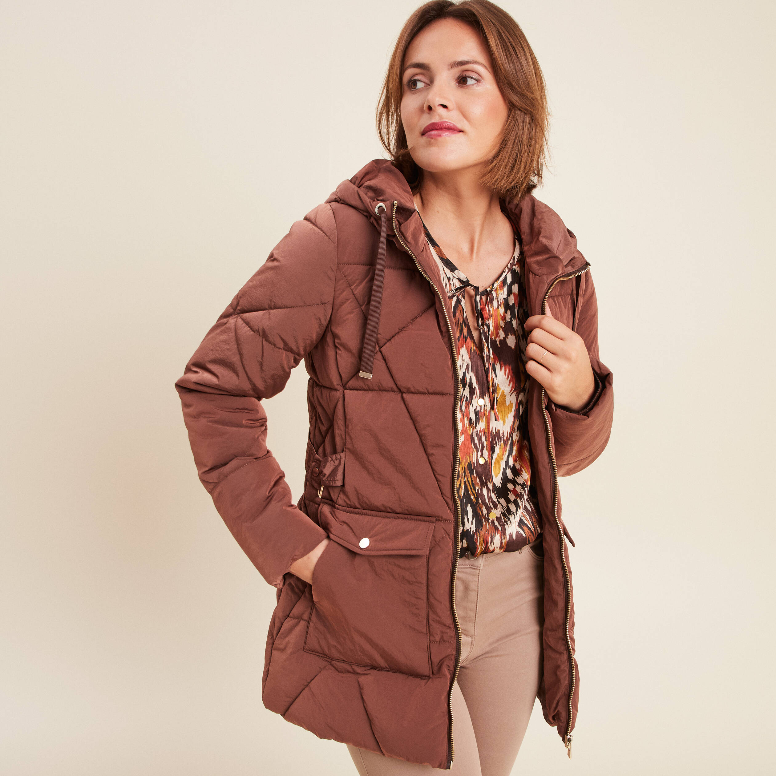 Doudoune cintr&eacute;e &agrave; capuche vieux rose femme