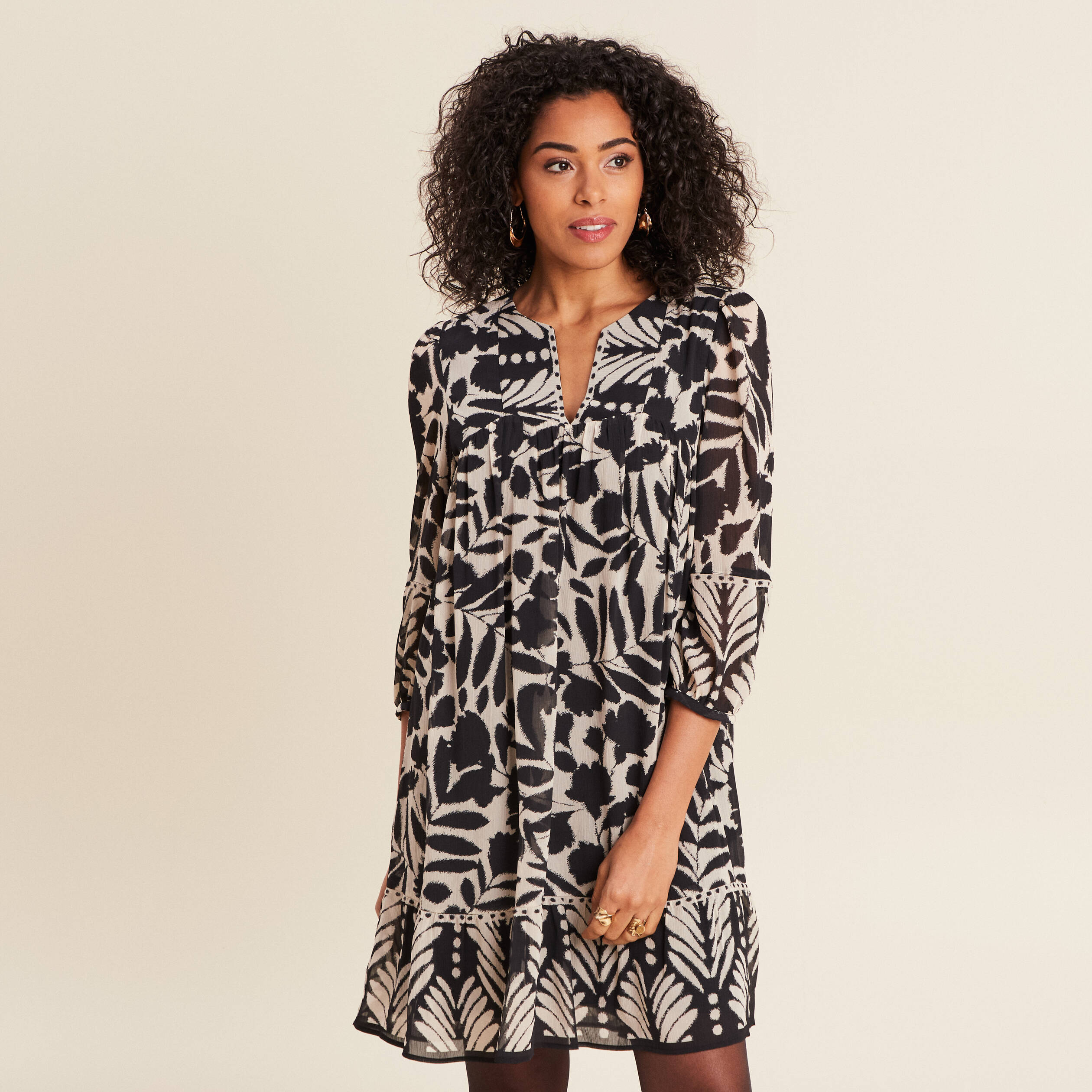 robe evasee fluide noir femme Robe évasée fluide noir femme