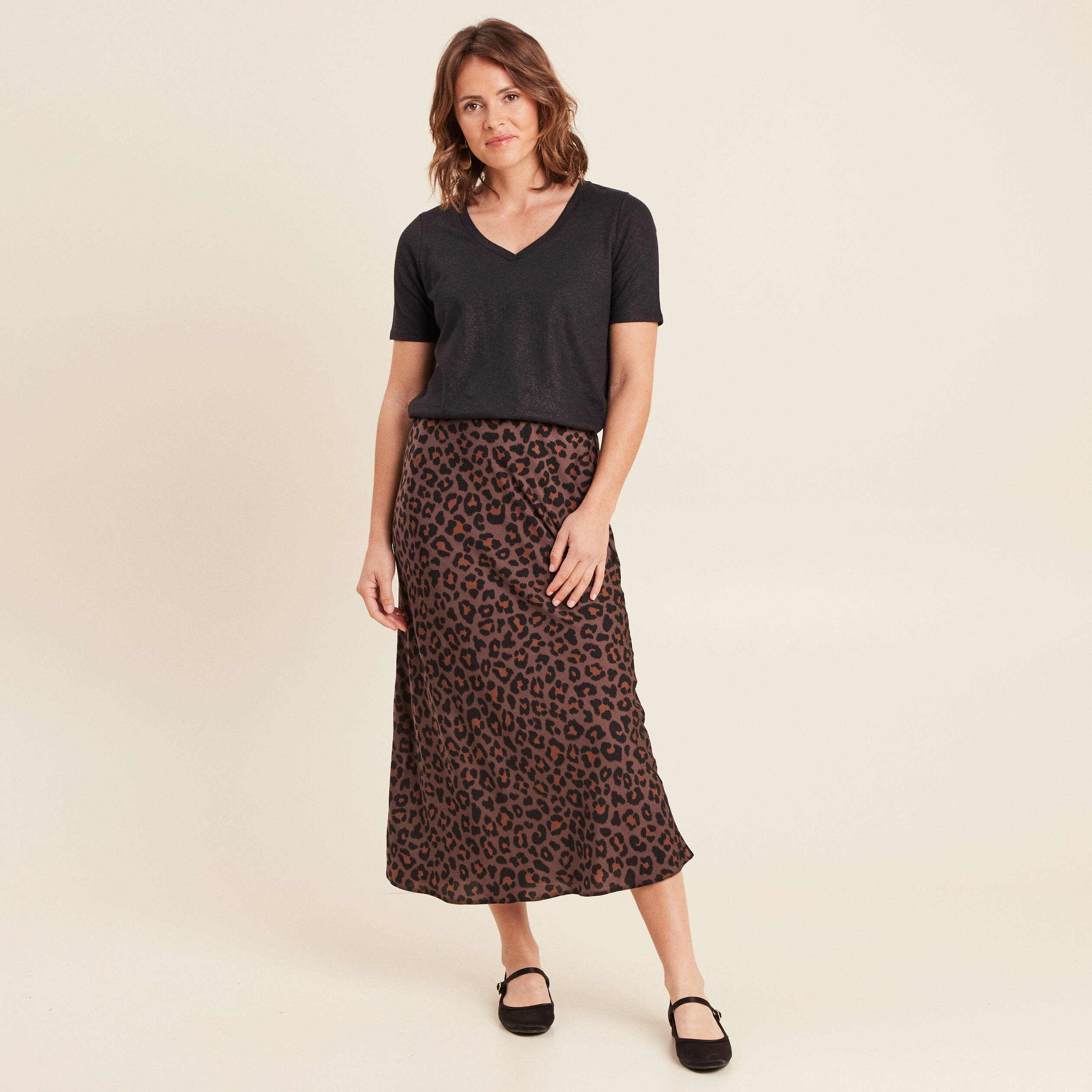 T-shirt col V manches courtes noir femme