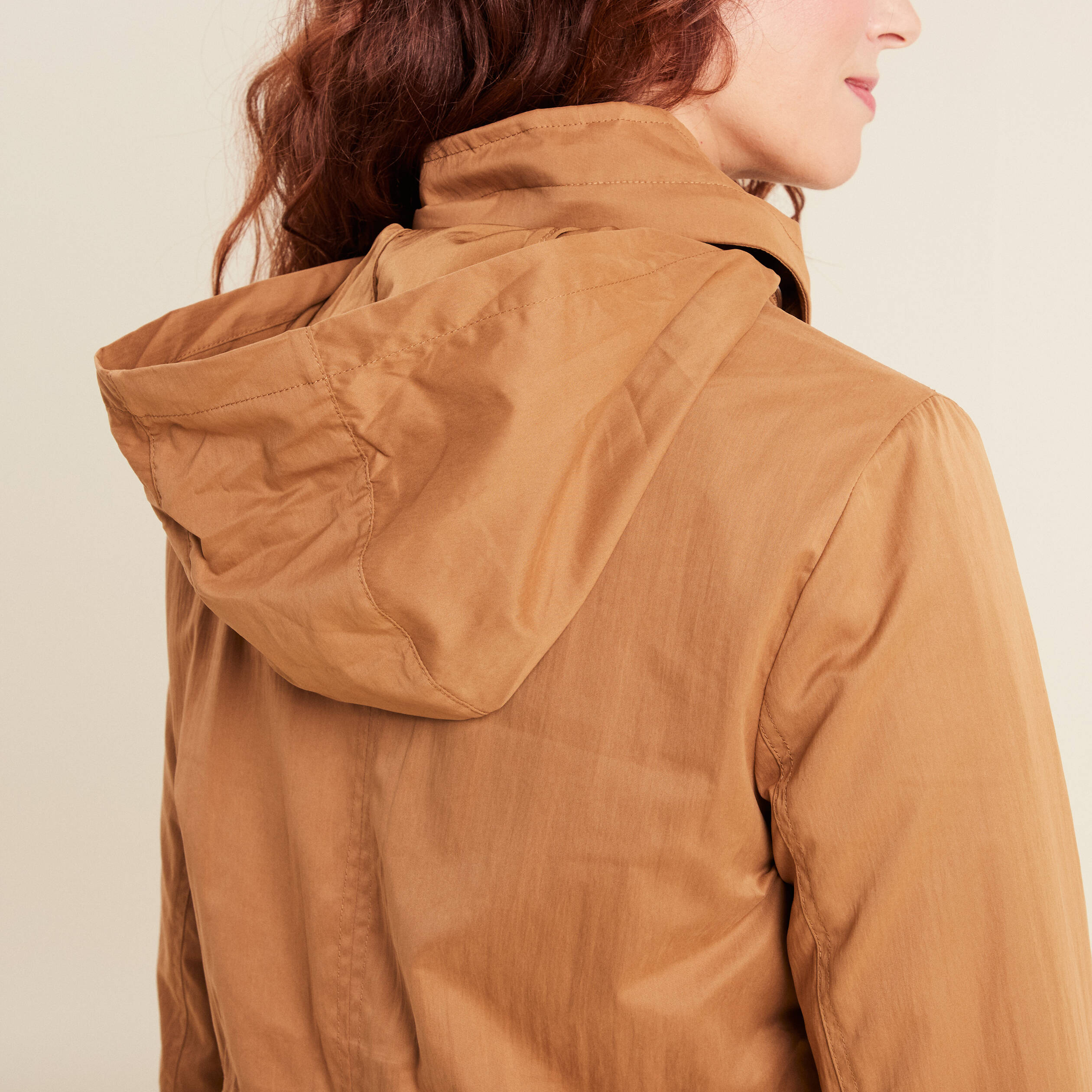 Parka cintrée col montant marron femme