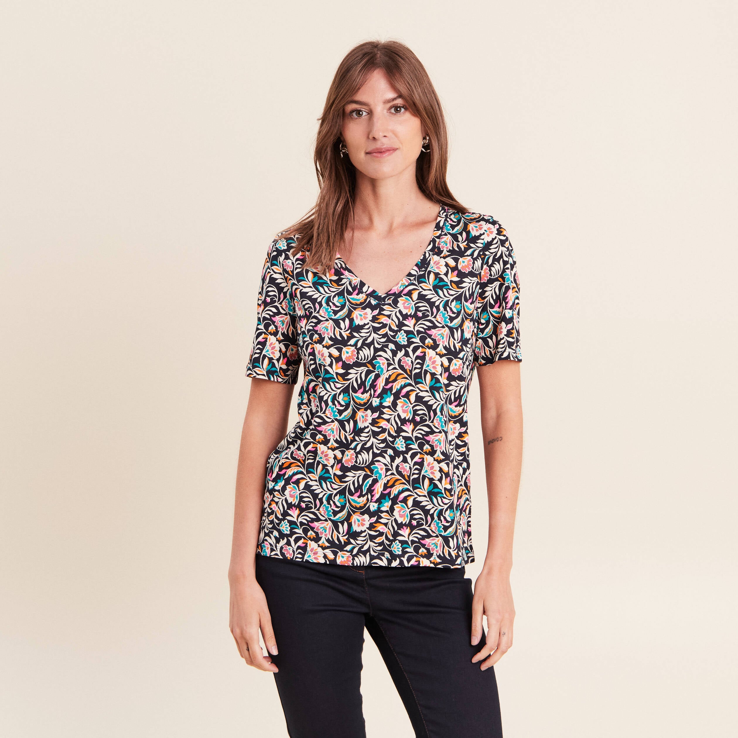 T-shirt col V manches courtes bleu femme