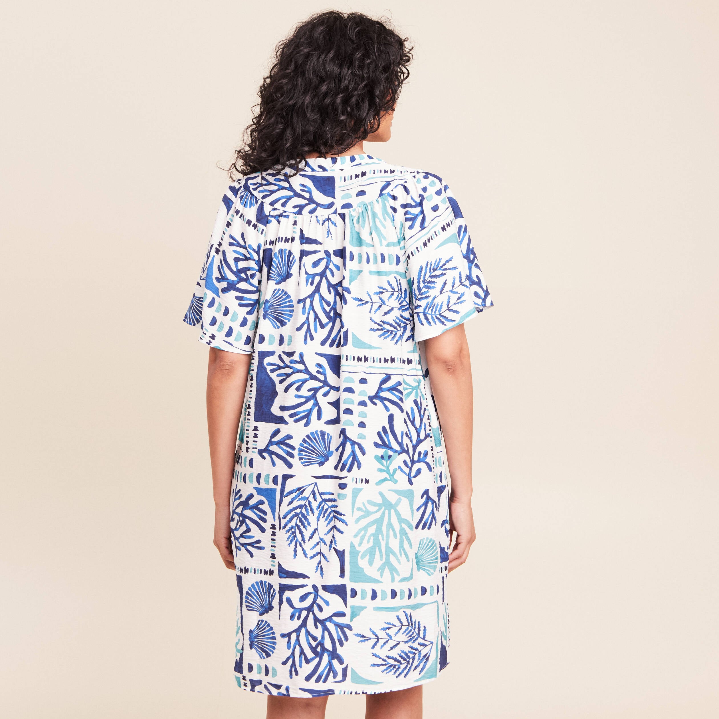 Robe droite courte col tunisien bleu femme