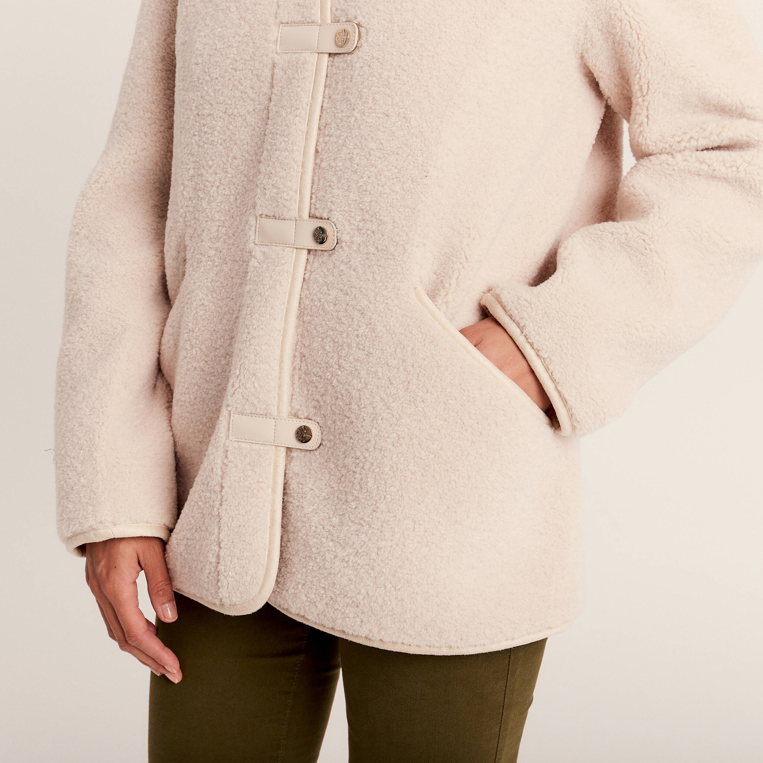 Manteau droit laine mouton ivoire femme