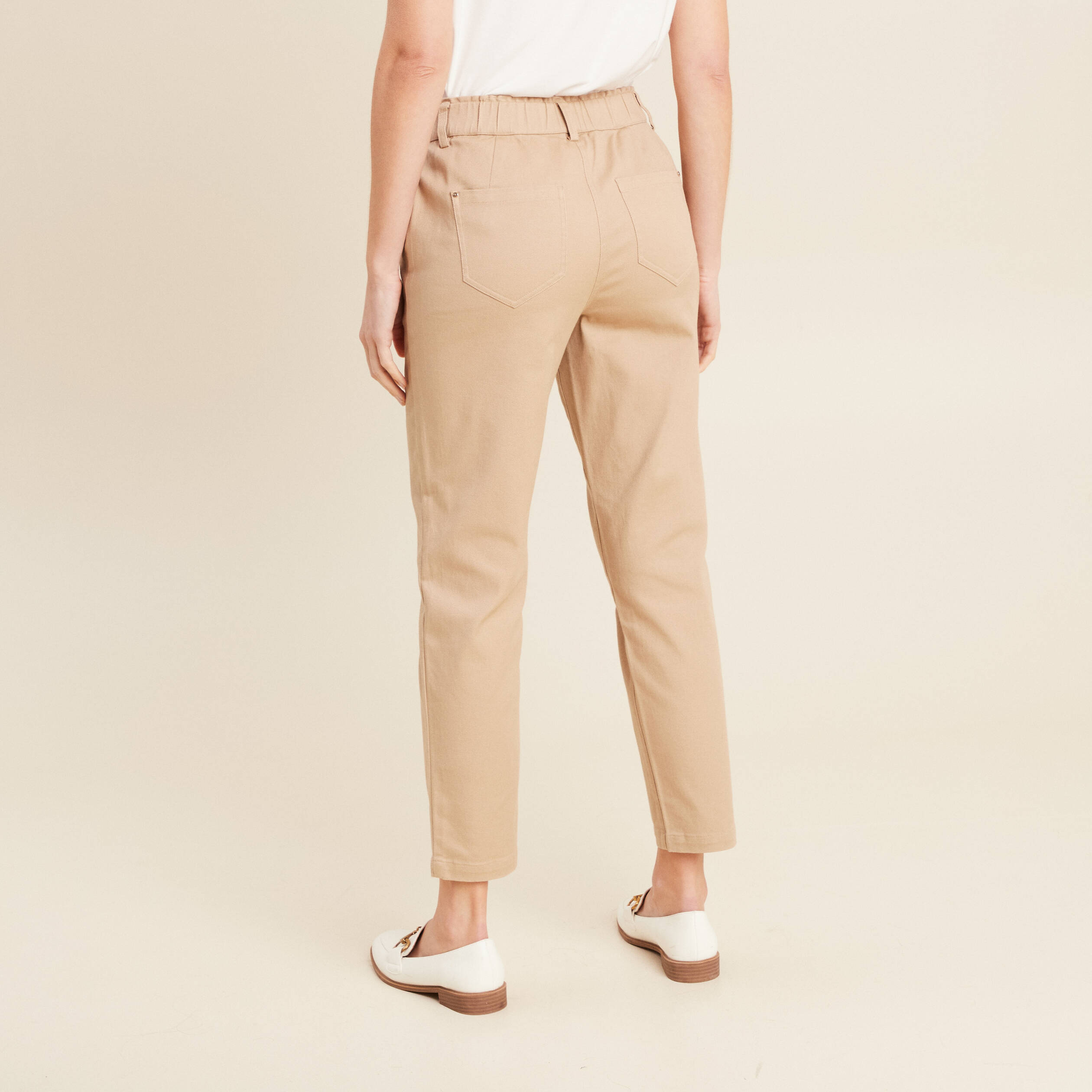 Pantalon coupe droite 7/8&egrave;me sable femme