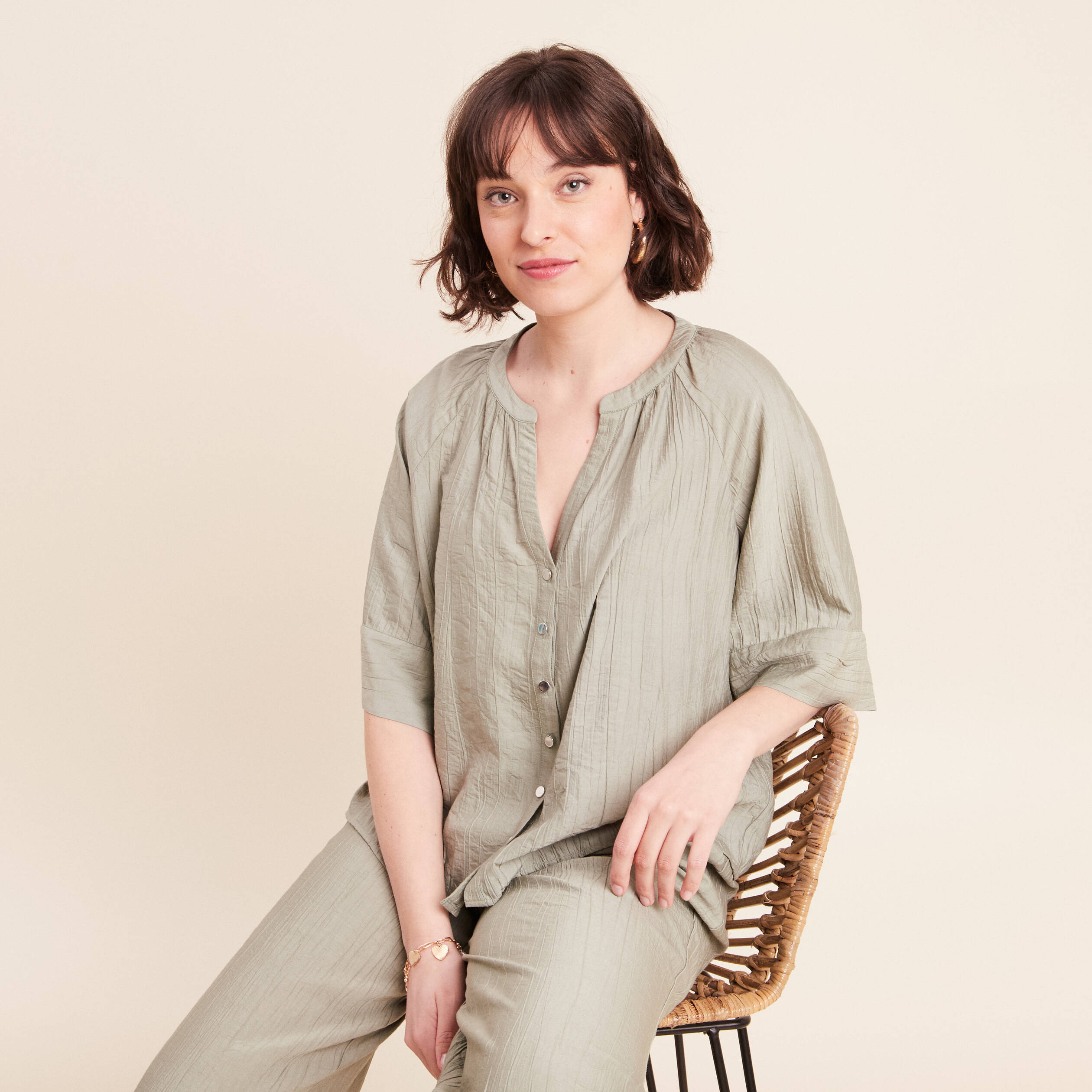 Blouse ample col v manches 3/4 vert clair femme