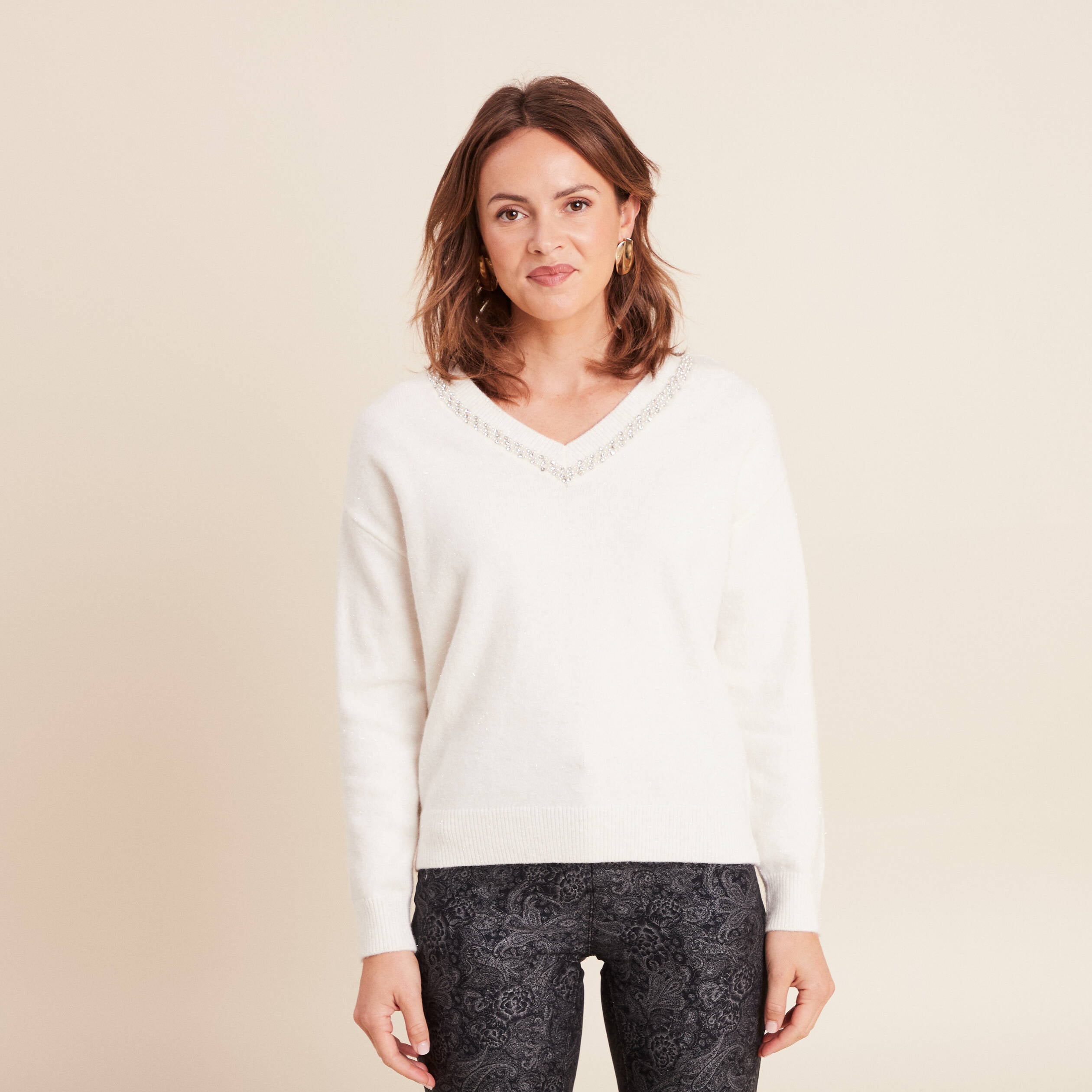 Pull col v manches longues brillant ecru femme
