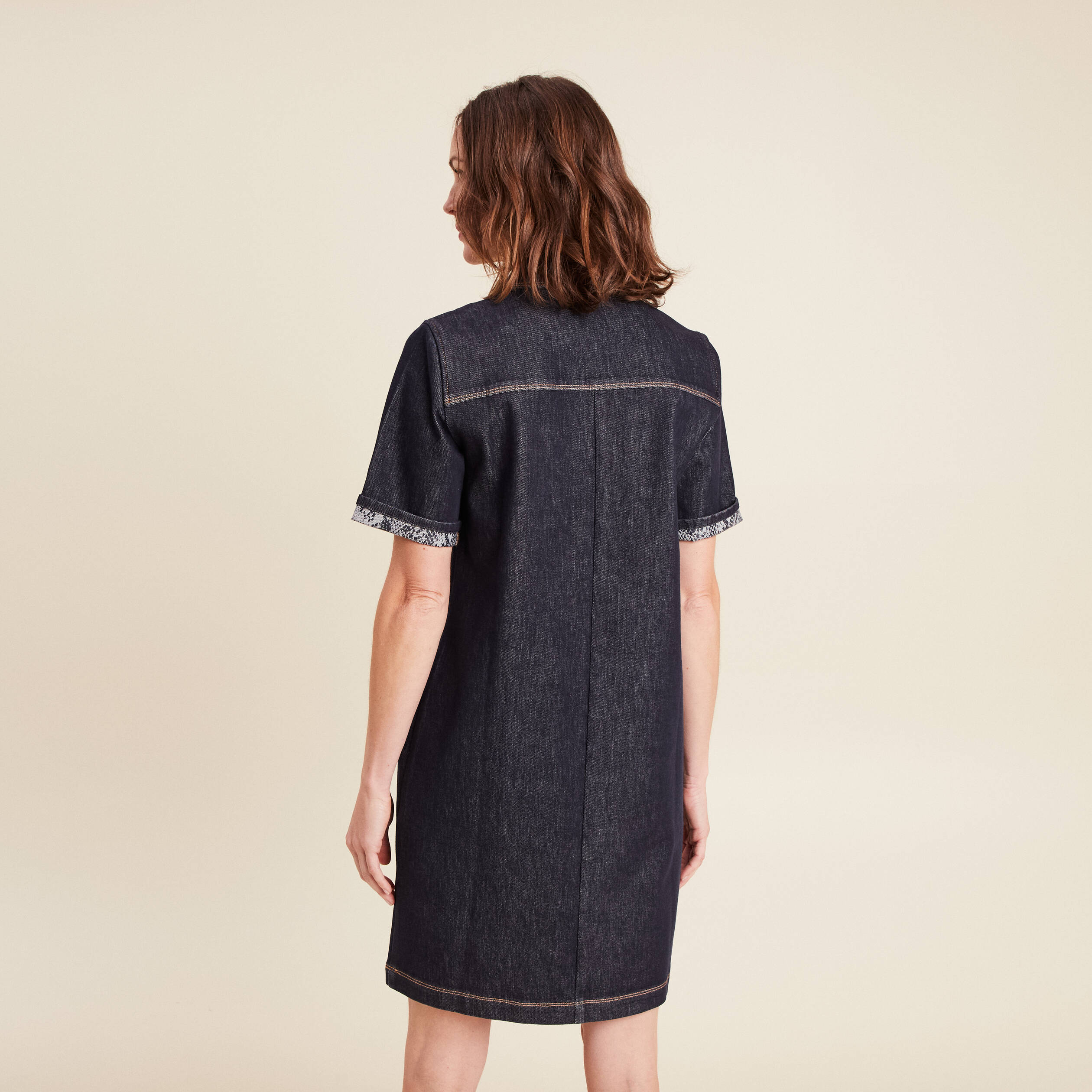 robe courte droite en jean col chemise denim brut femme robe courte droite en jean col chemise denim brut femme