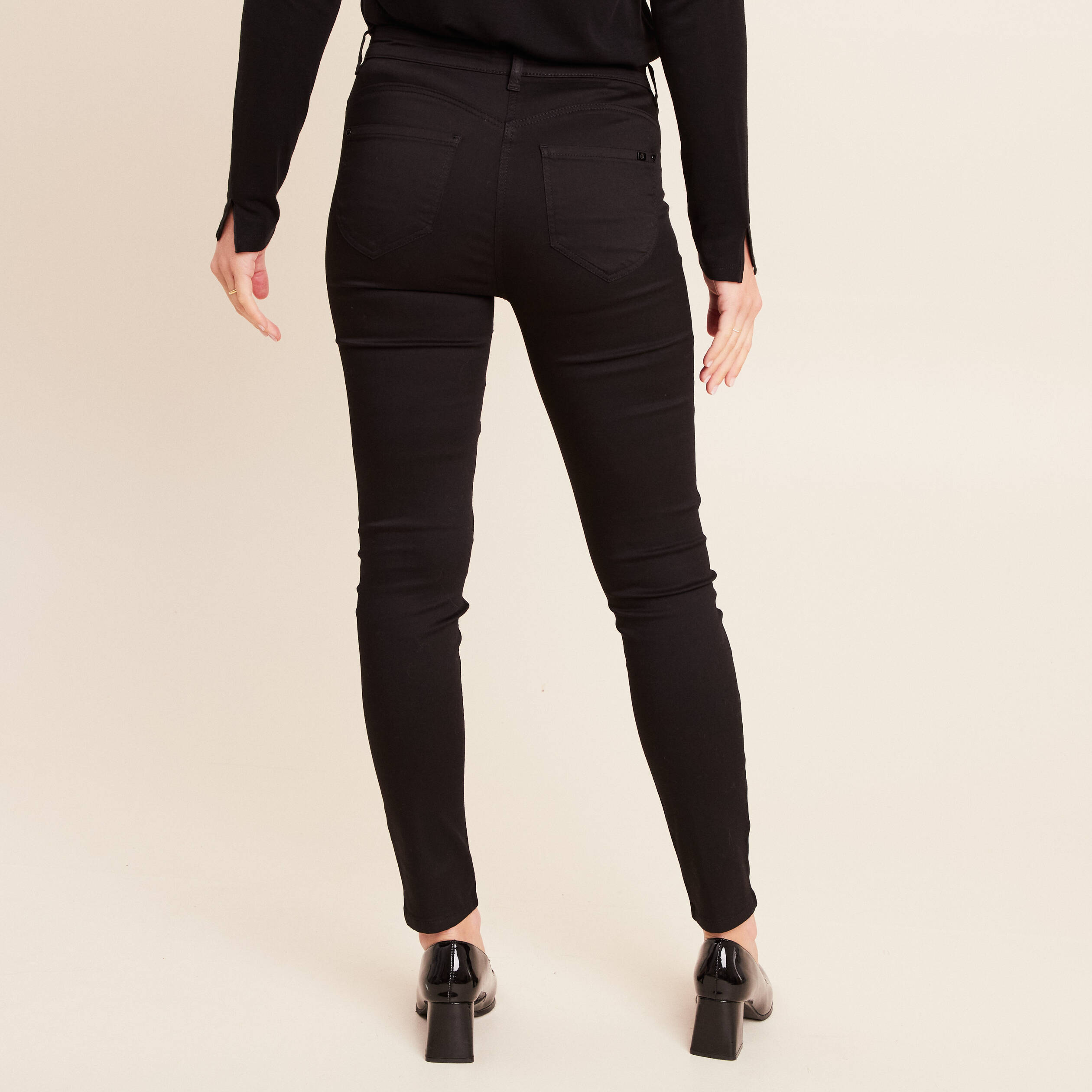 Pantalon magique Le L&eacute;ger coupe ajust&eacute;e noir femme
