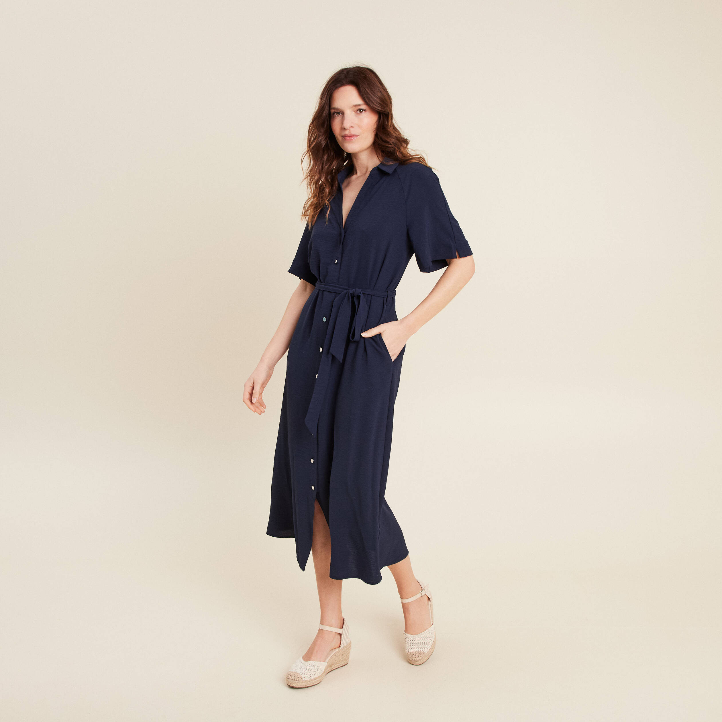 Robe évasée col chemise bleu marine femme