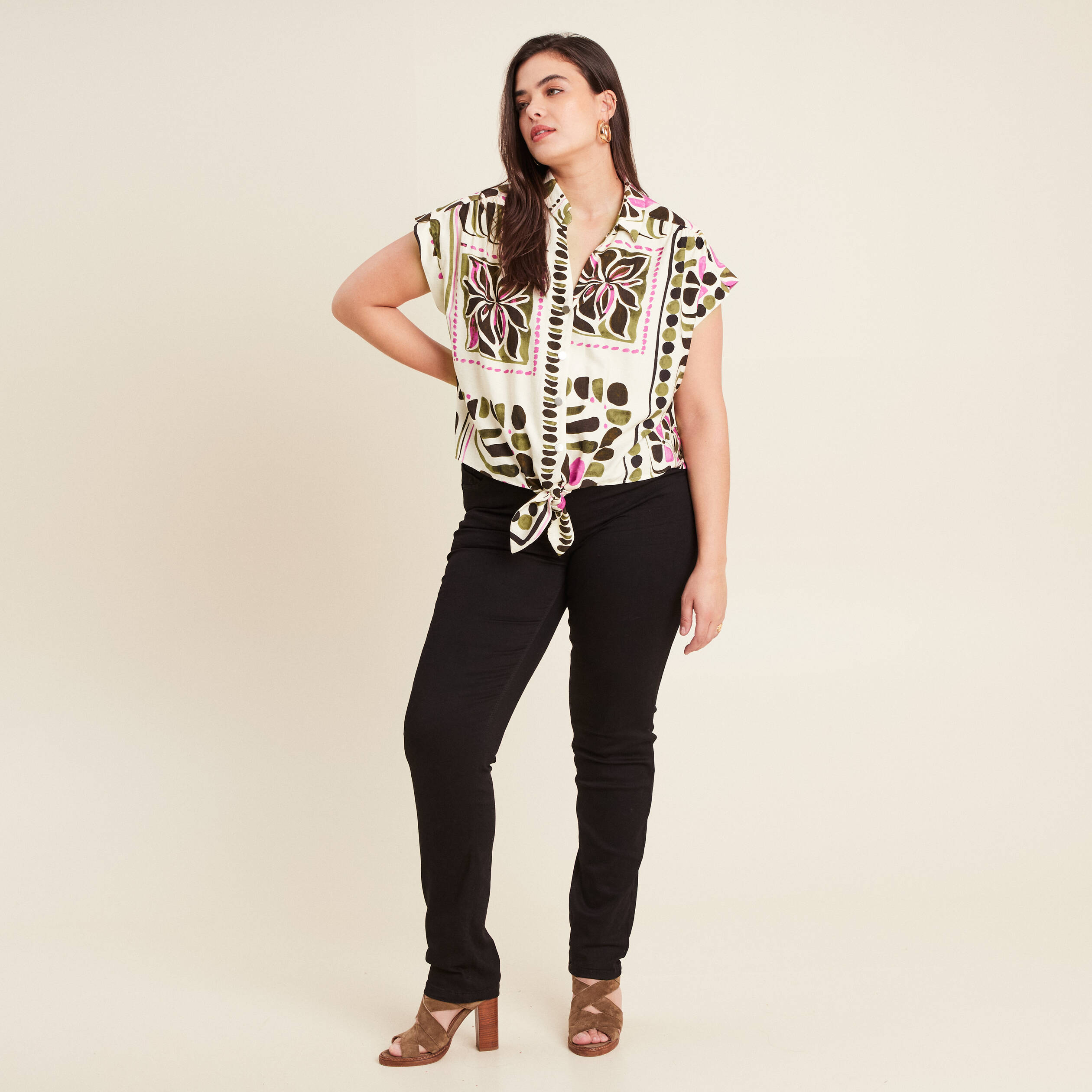 Chemise manches courtes nouée vert femme