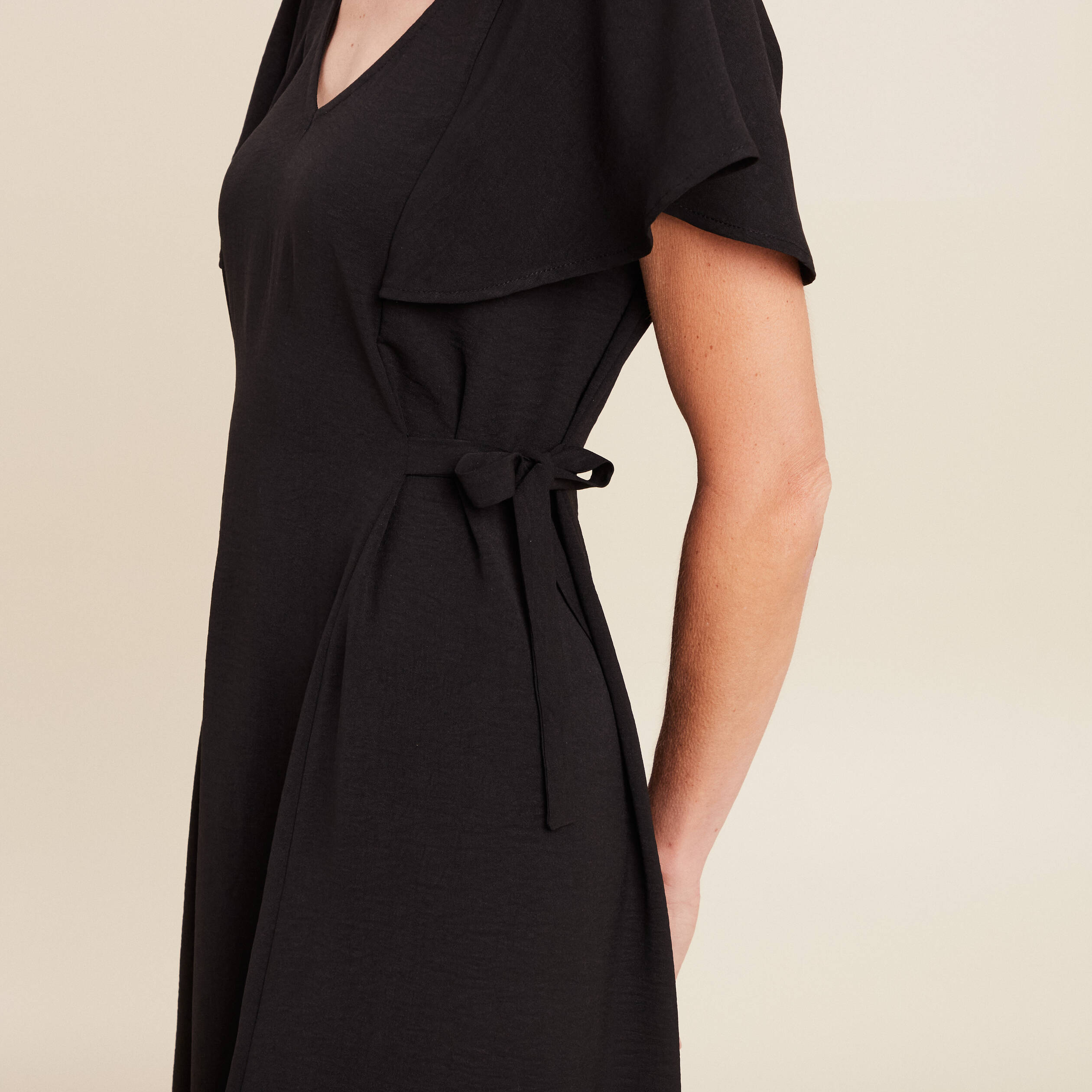 Robe longue droite manches courtes noir femme
