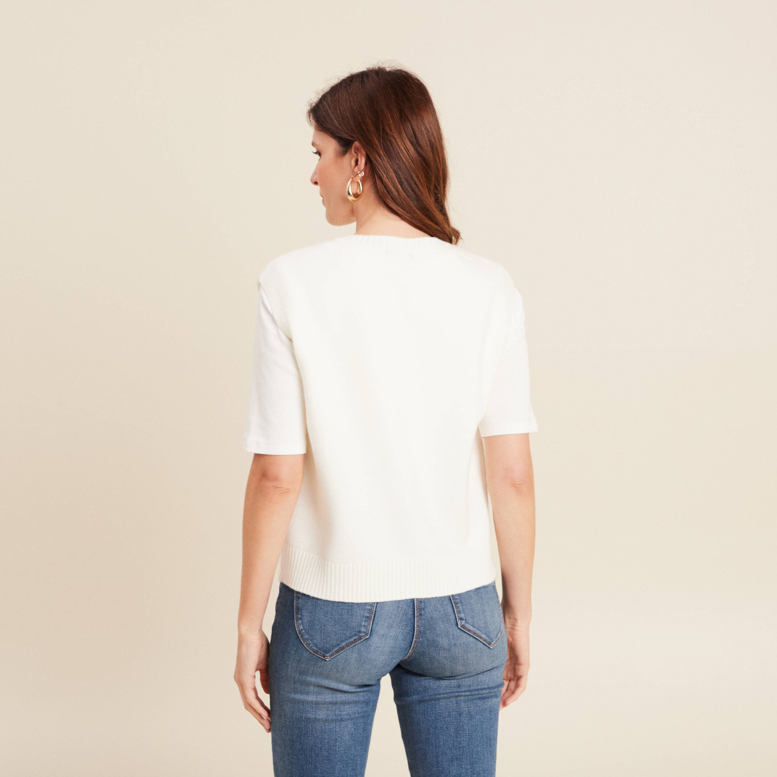 gilet droit court sans manches col rond ecru femme