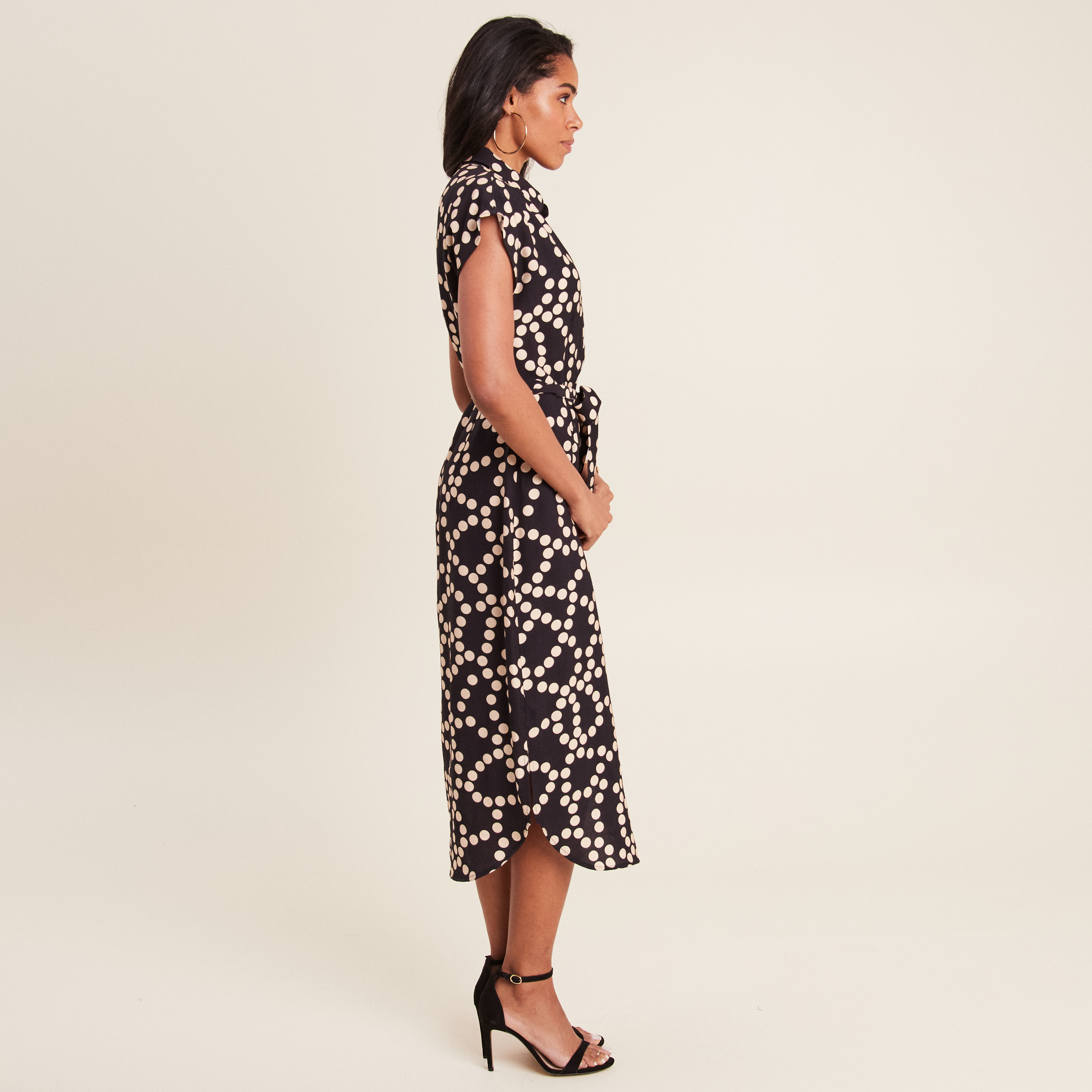 Robe chemise midi ceinturée noir femme