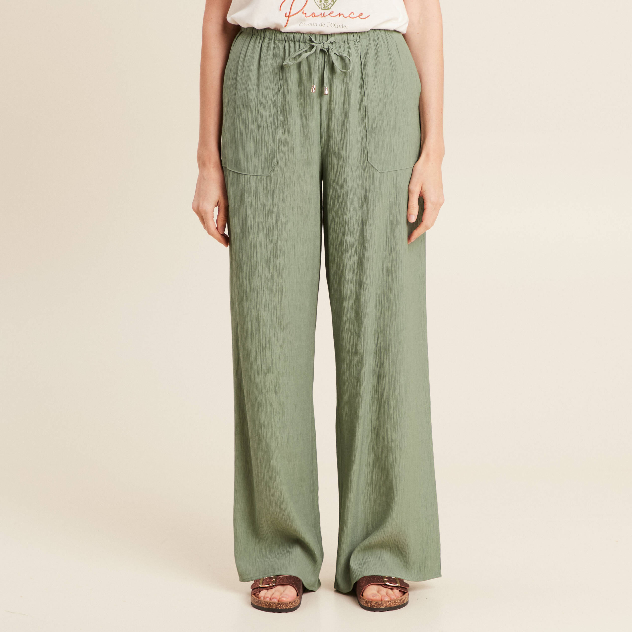 pantalon large fluide vert kaki femme Pantalon large fluide vert kaki femme