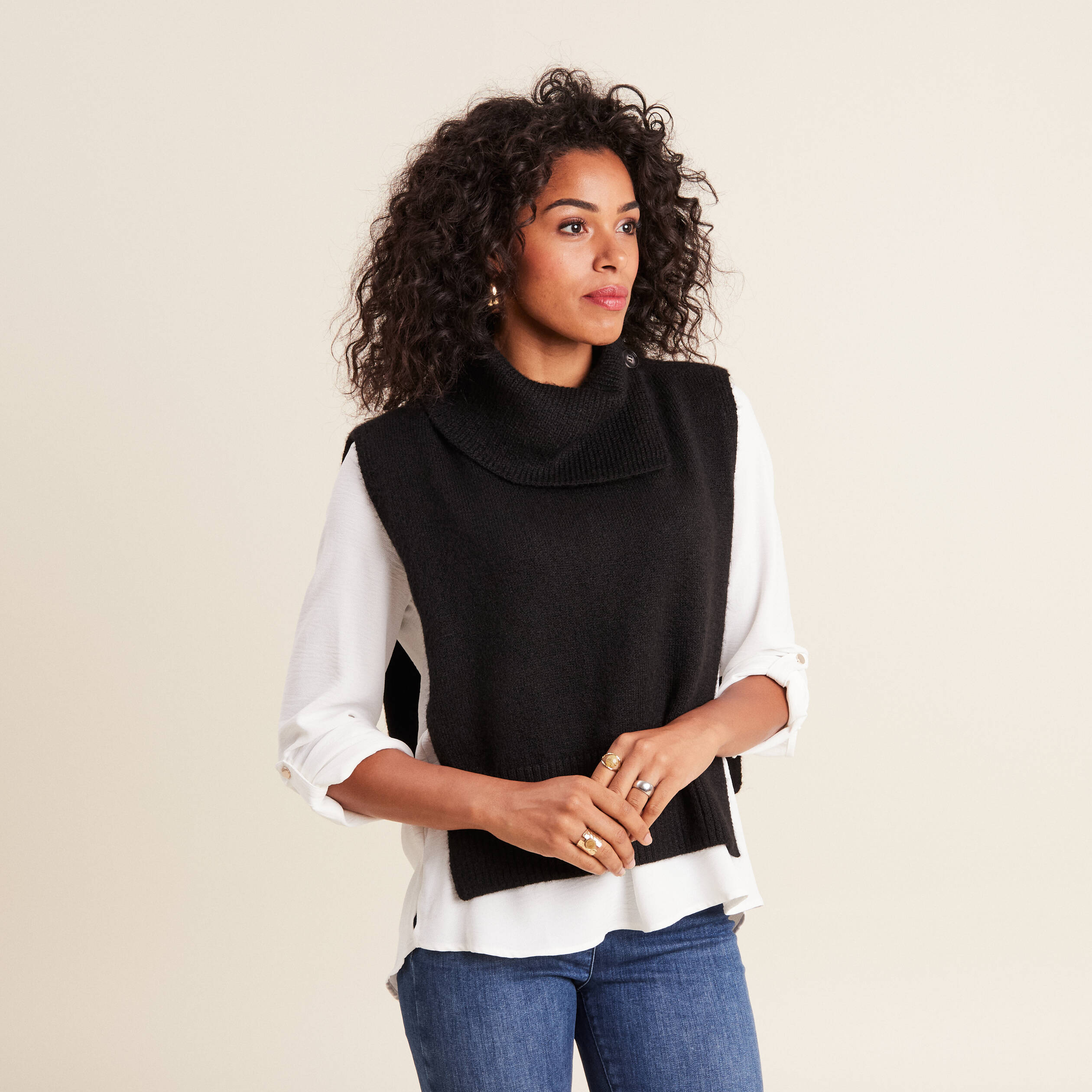 Plastron tricot&eacute; col boutonn&eacute; noir femme