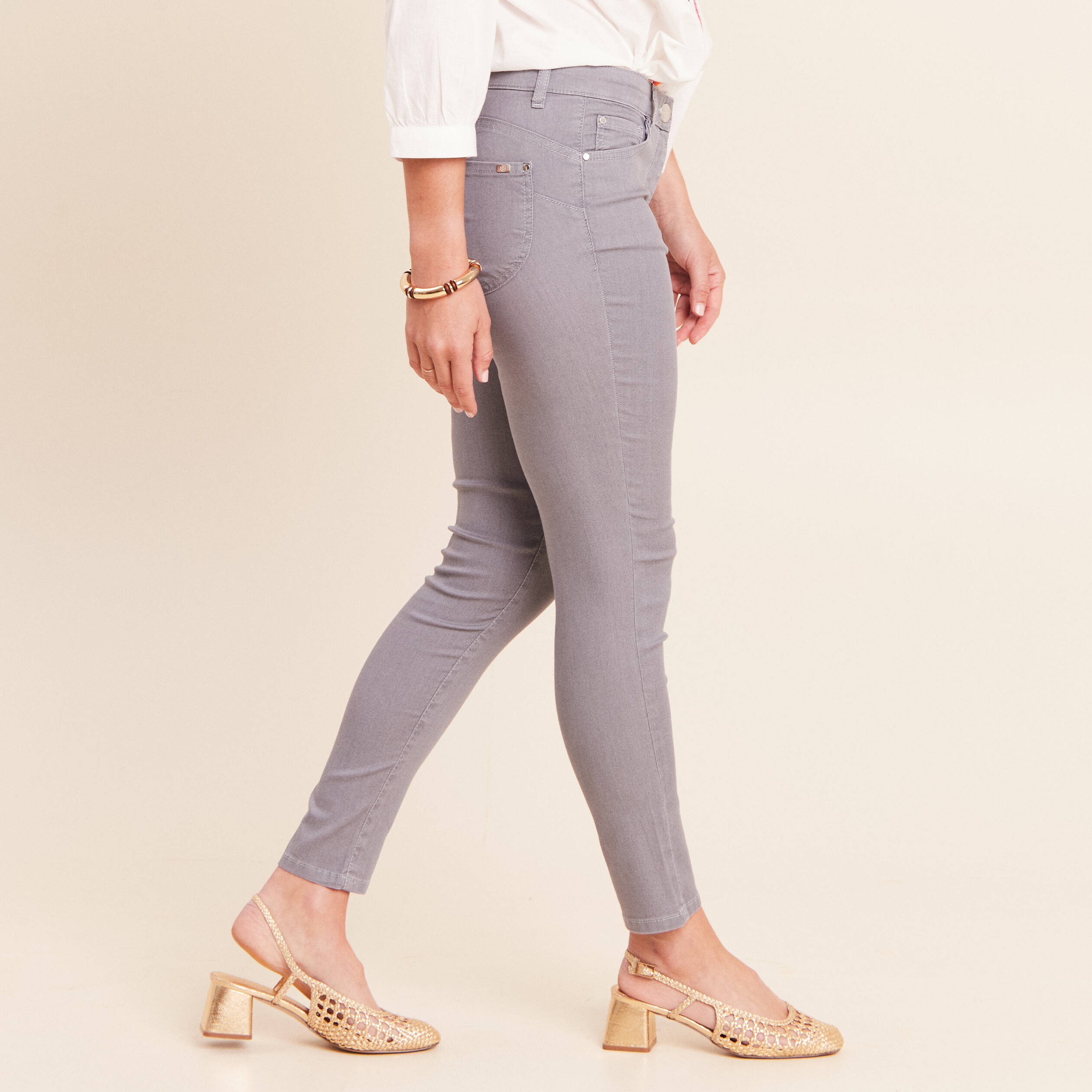 Jean magique Le L&eacute;ger coupe ajust&eacute;e denim gris femme