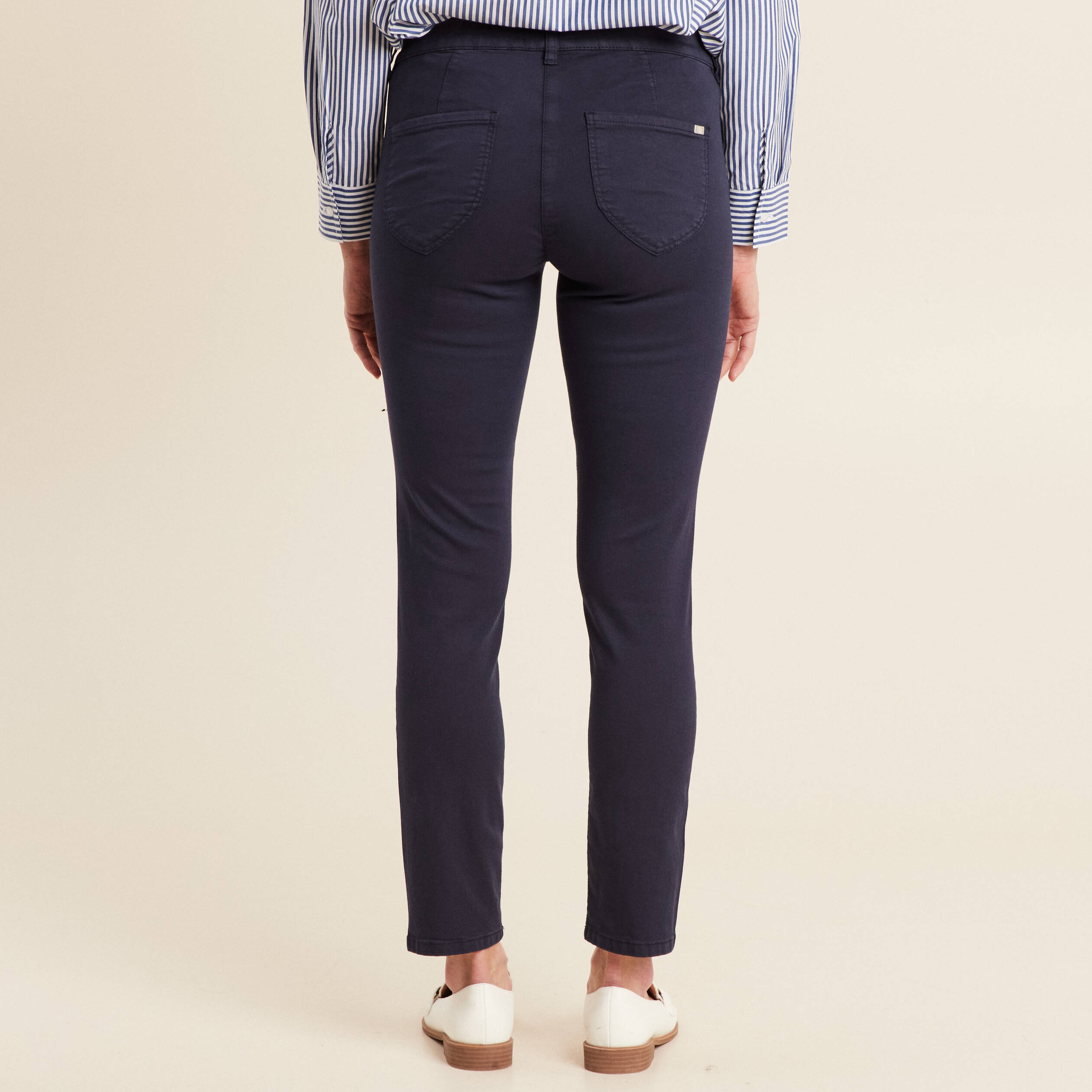 Pantalon ajusté 7/8ème bleu marine femme