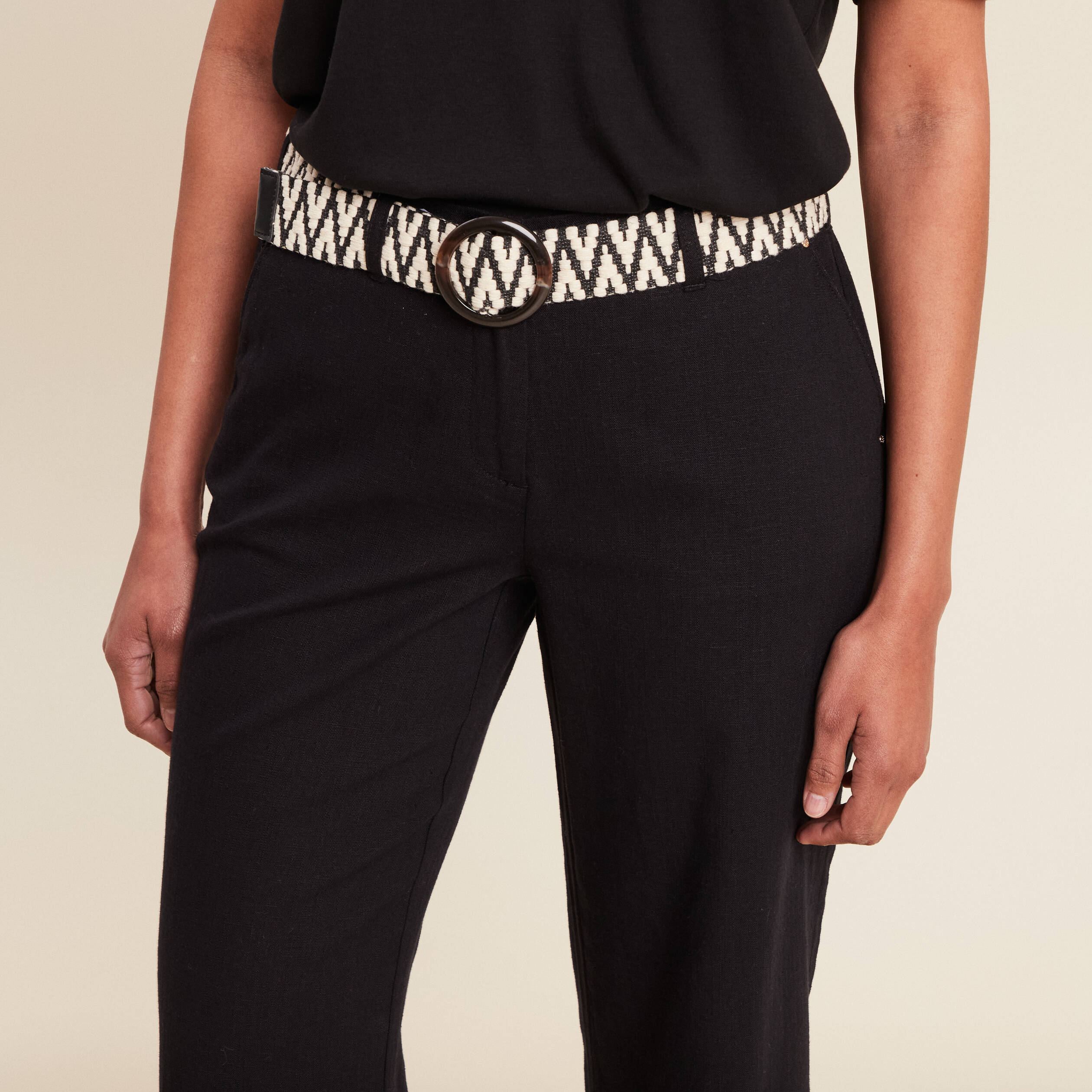 Pantalon large 7/8ème ceinturé noir femme