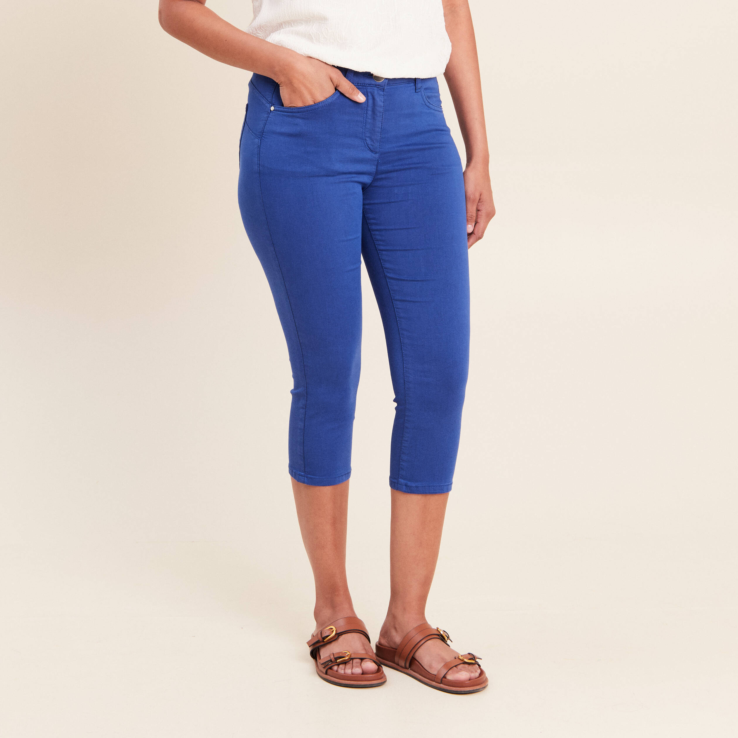 Pantacourt magique Le L&eacute;ger coupe droite bleu fonc&eacute; femme