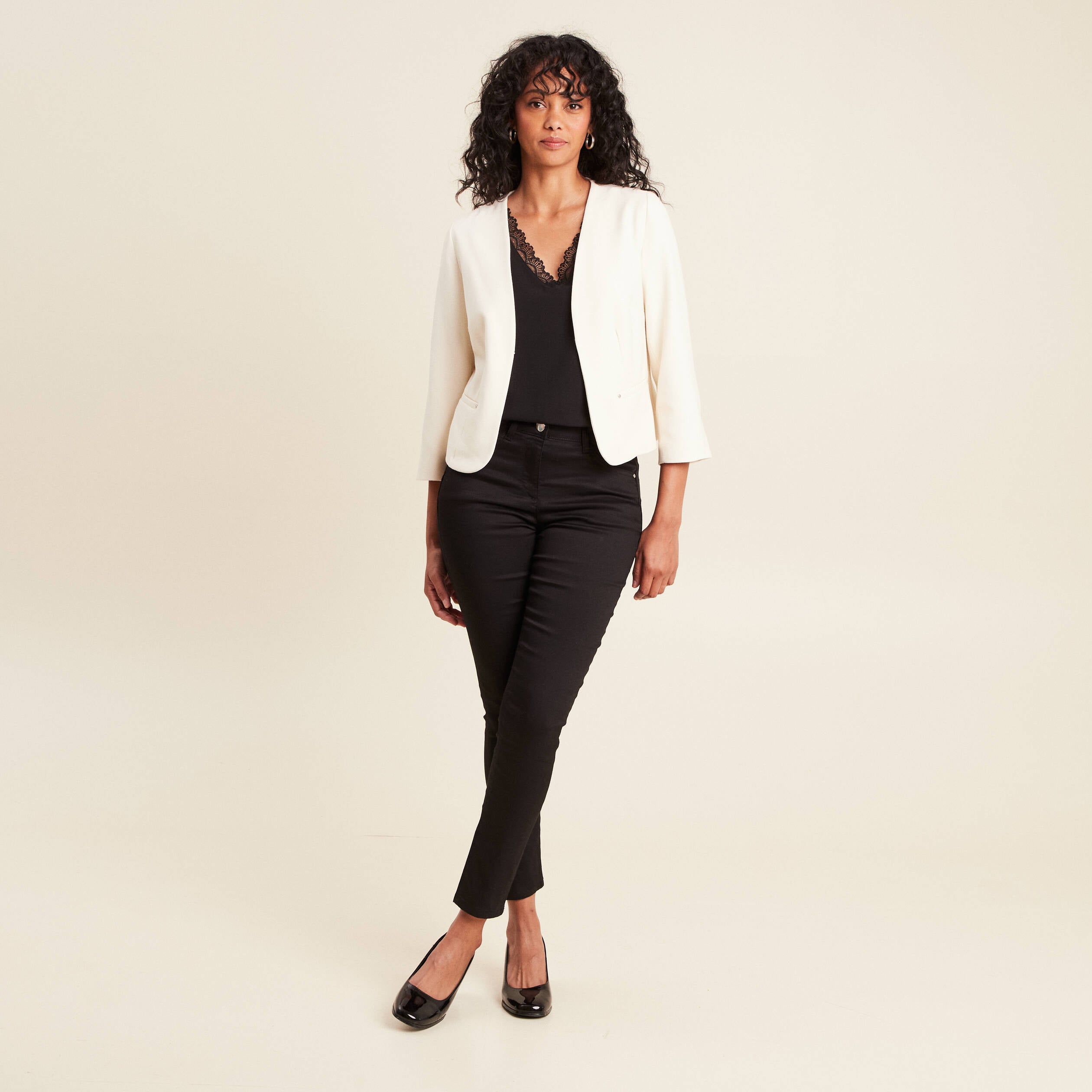 Veste cintr&eacute;e ecru femme