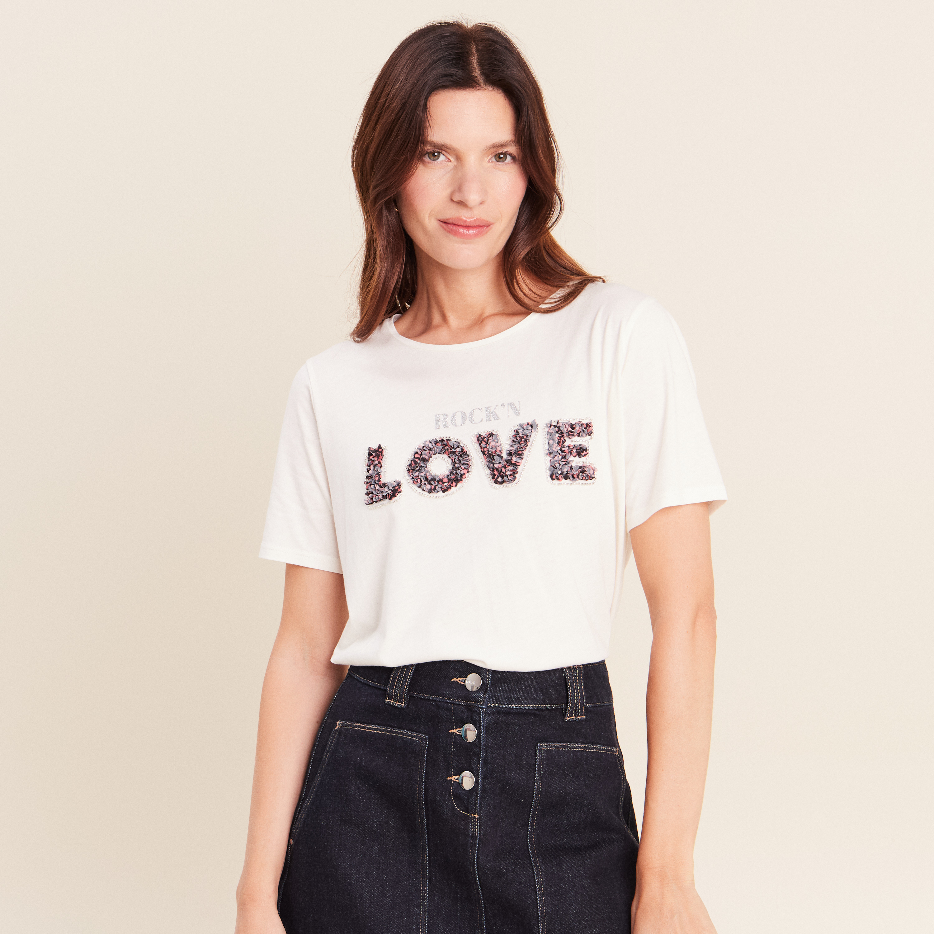 T-shirt &agrave; message col rond ecru femme