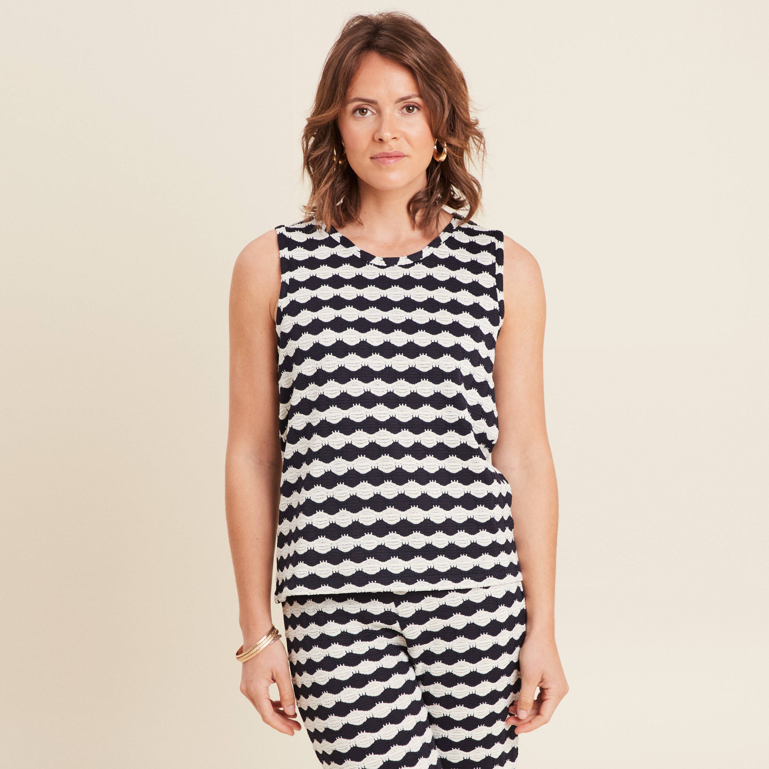 Débardeur cintré sans manches bleu marine femme