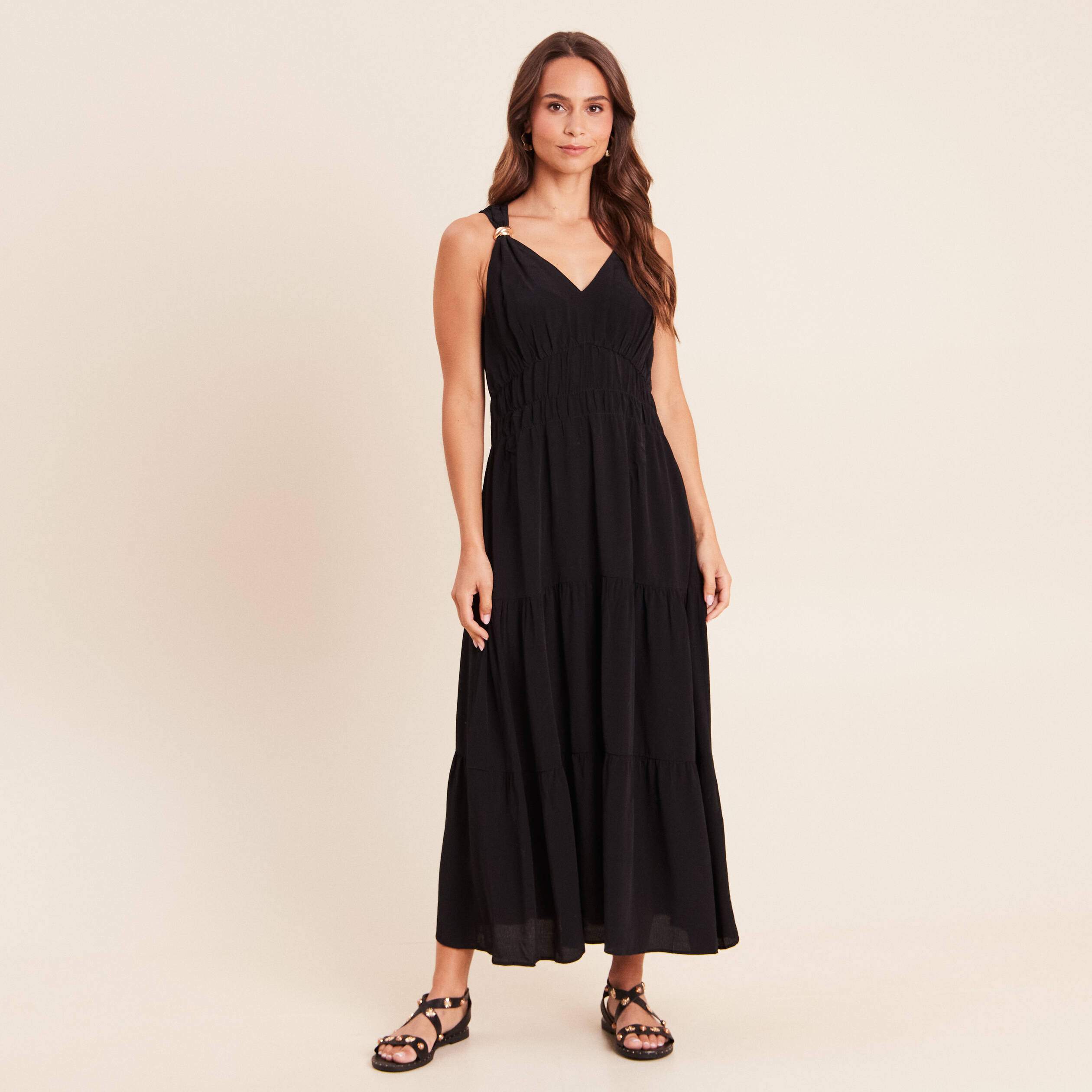Robe longue &eacute;vas&eacute;e sans manches noir femme