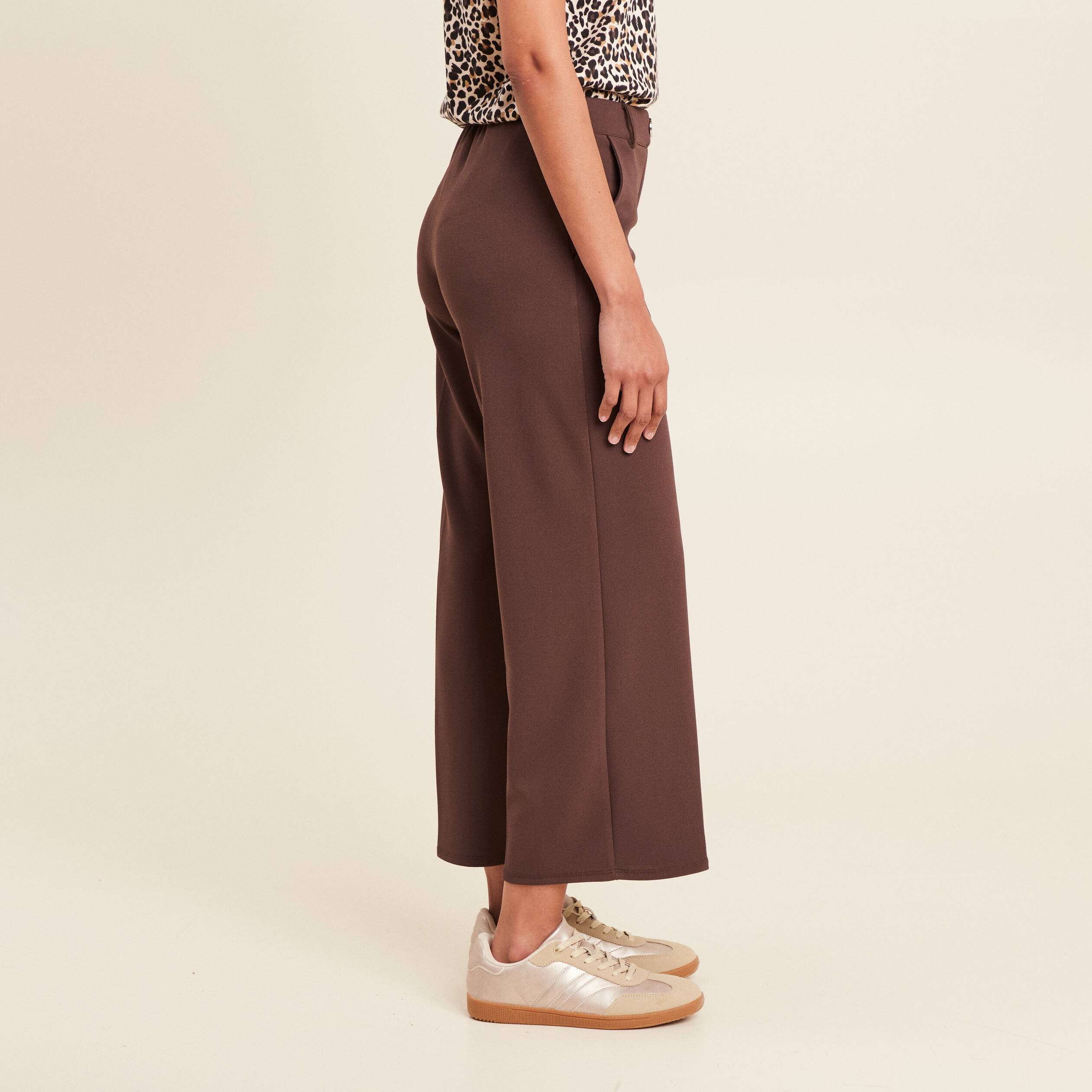 Pantalon large pinces marron femme