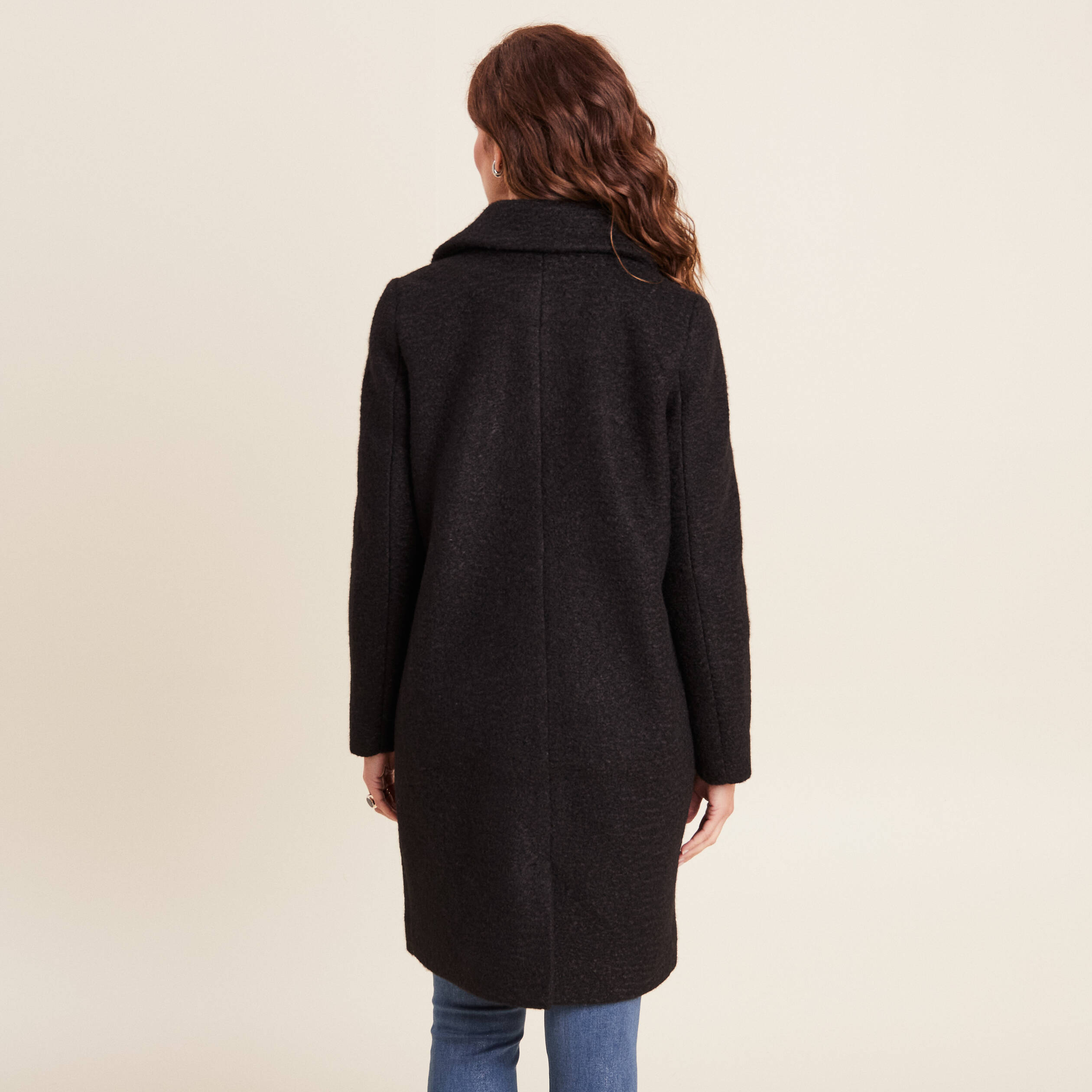 Manteau long boutonné noir femme