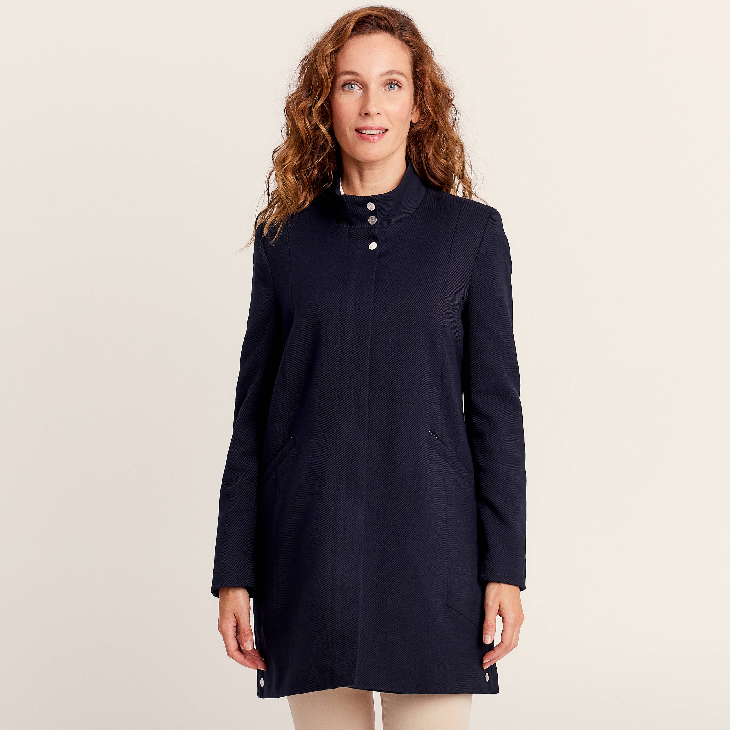 Manteau zippé et boutonné bleu foncé femme