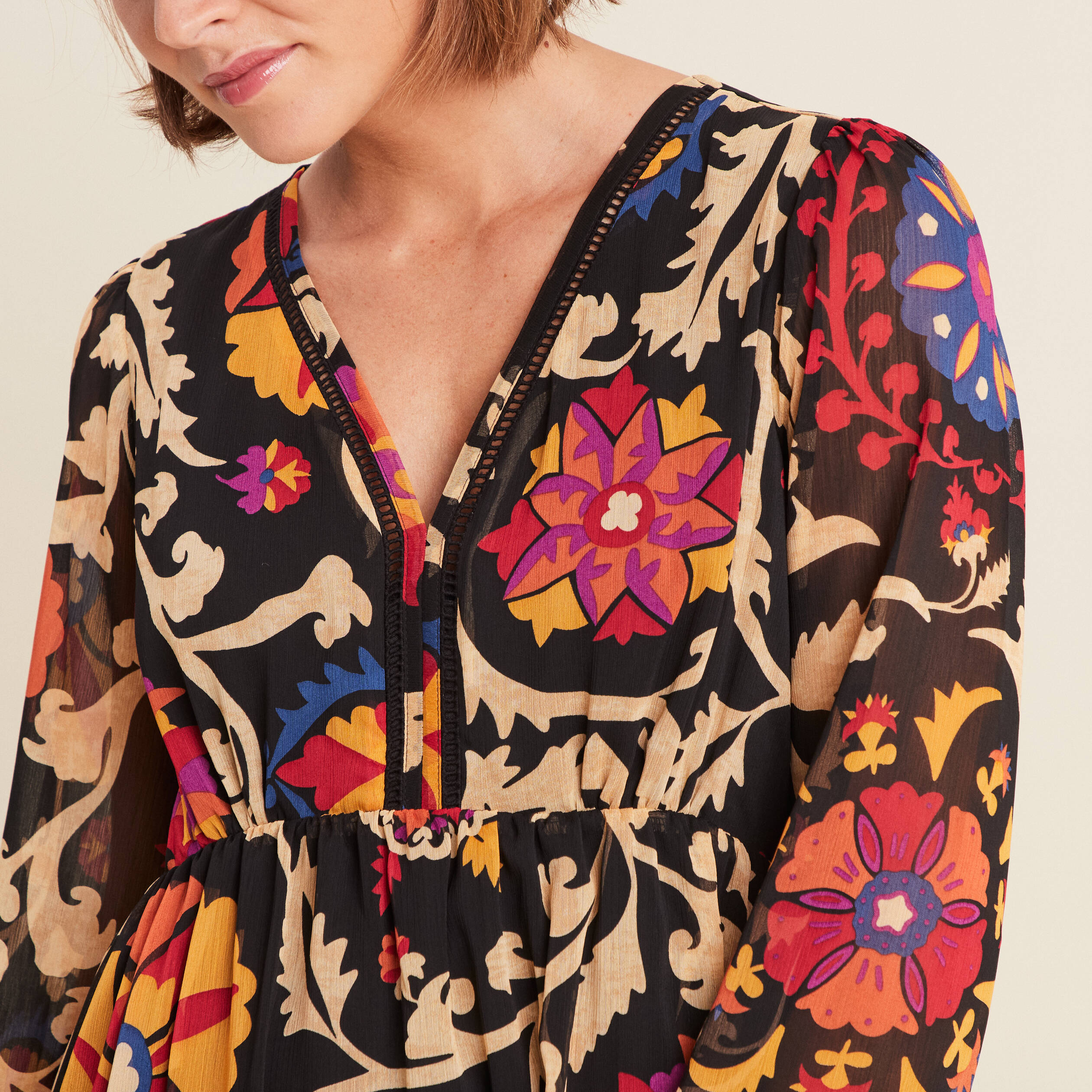 Robe évasée manches longues noir femme