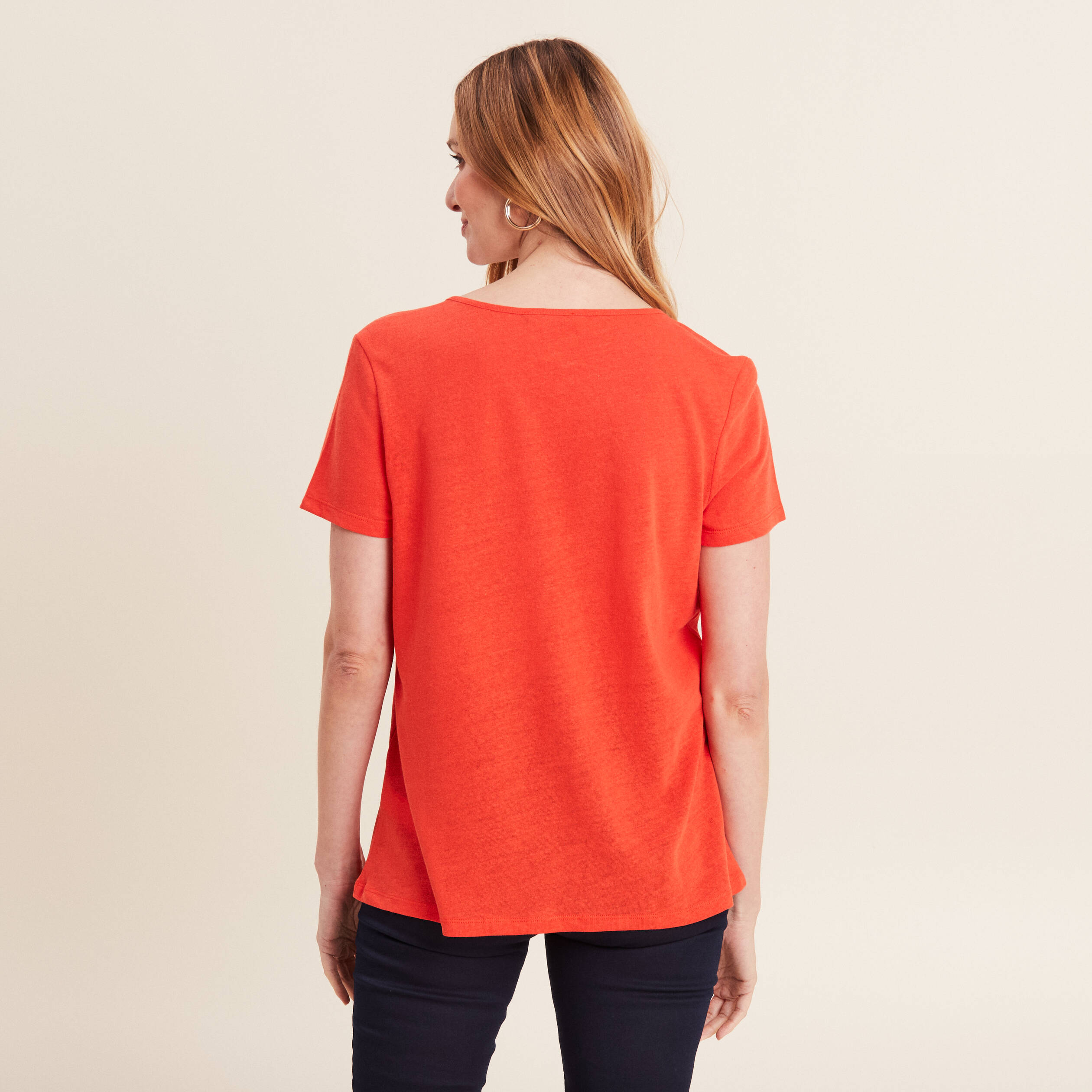 T-shirt manches courtes col en V orange femme