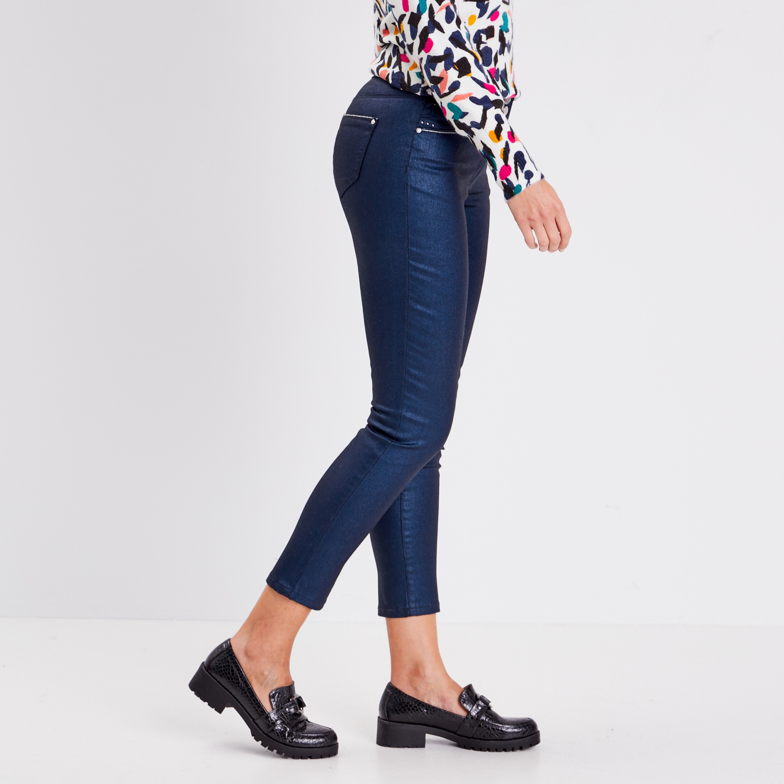pantalon ajuste aspect irise bleu fonce femme Pantalon ajusté aspect irisé bleu foncé femme