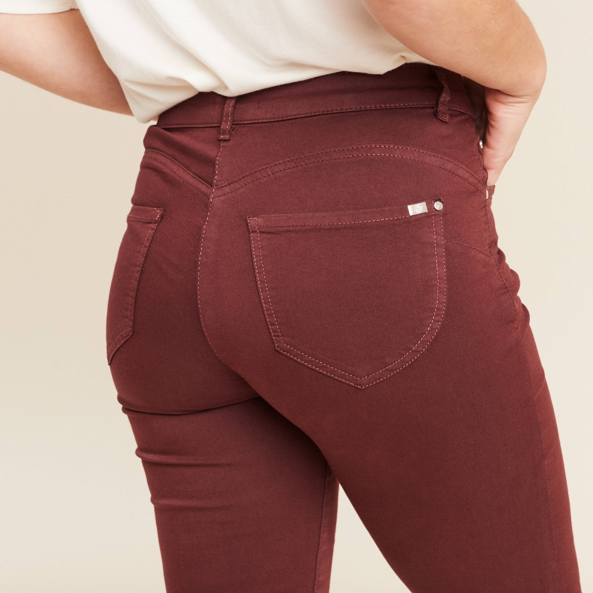 Bermuda magique le Léger bordeaux femme