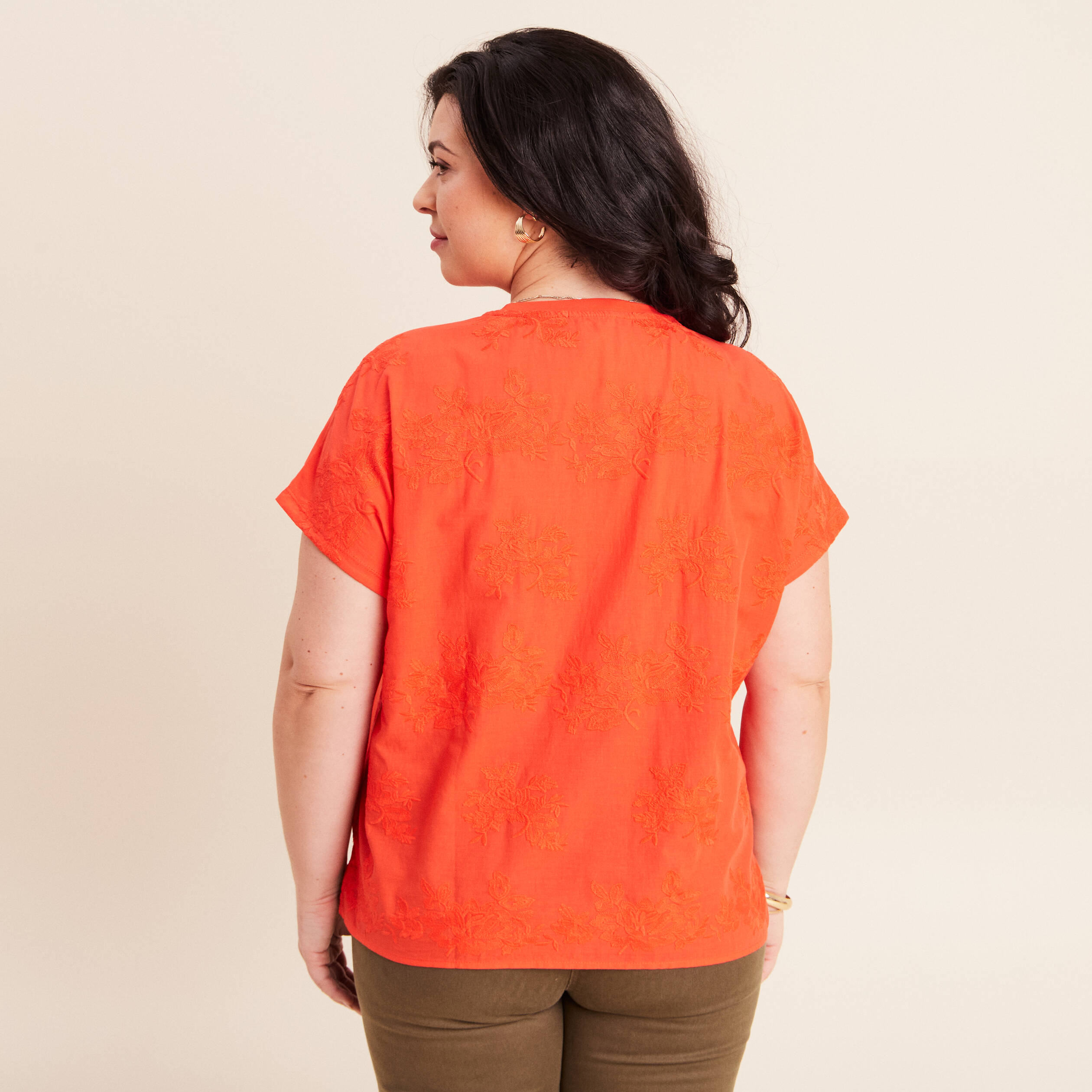 T-shirt col rond manches courtes poches orange fonc&eacute; femme