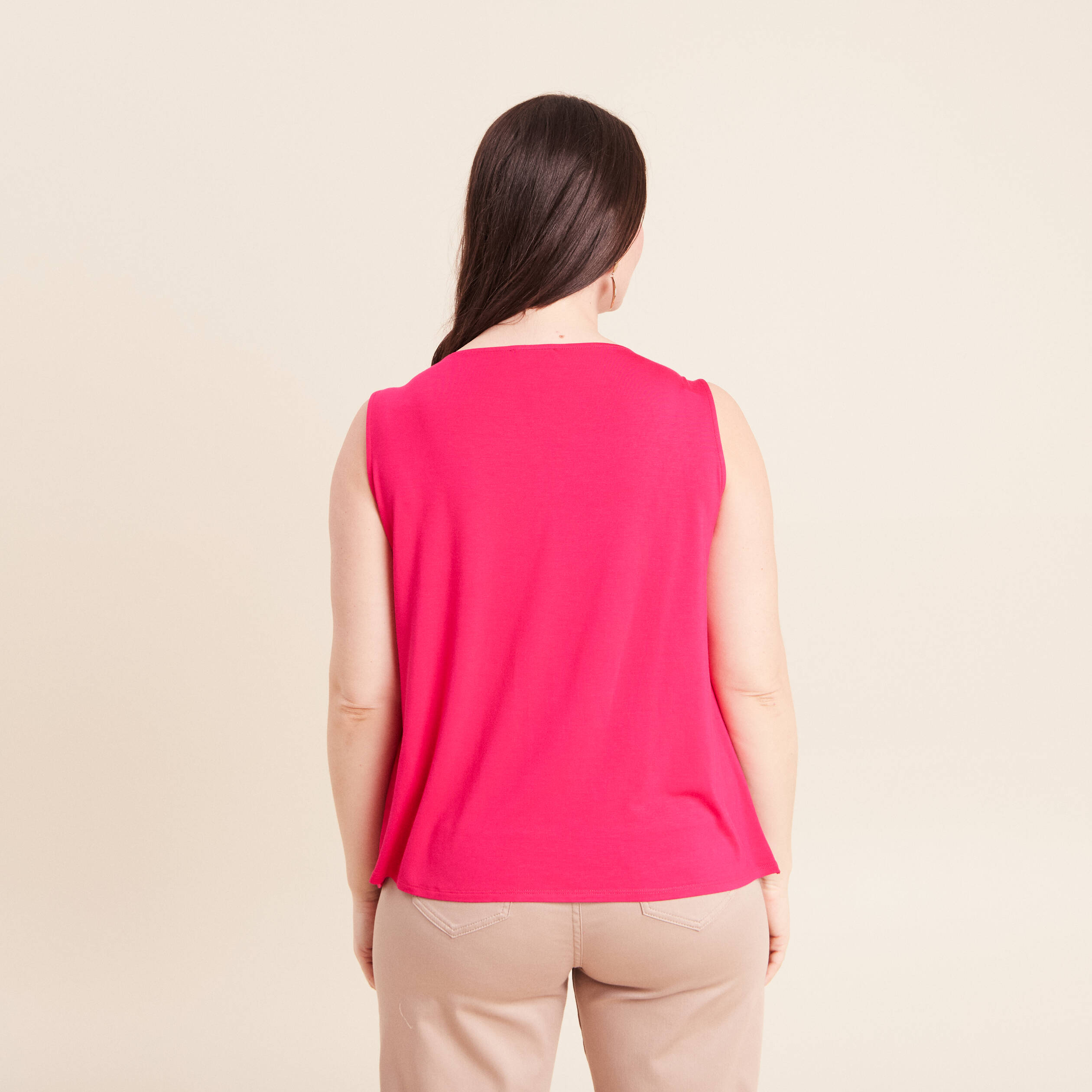 D&eacute;bardeur sans manches rose fushia femme