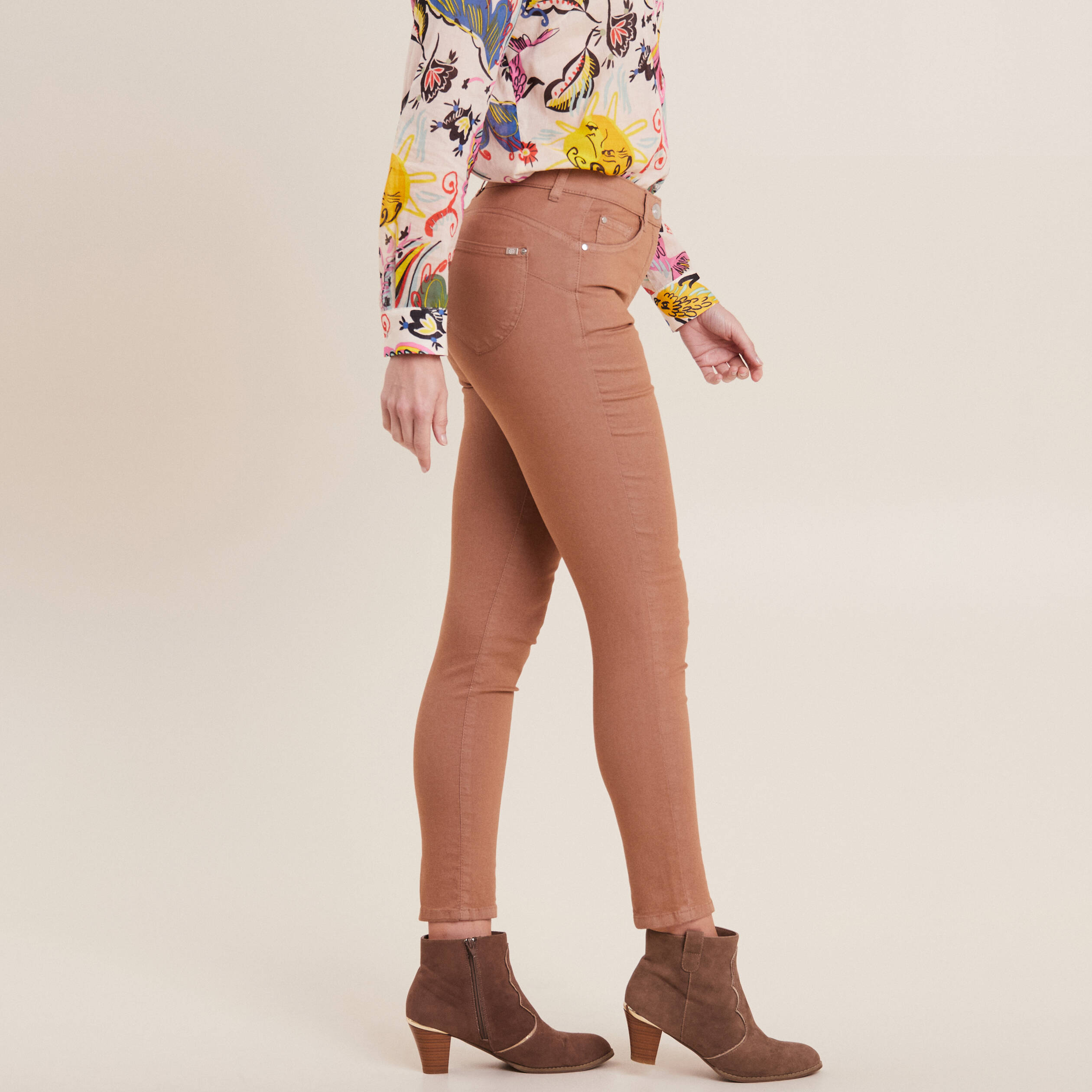 Pantalon léger taille haute 7/8ème marron femme