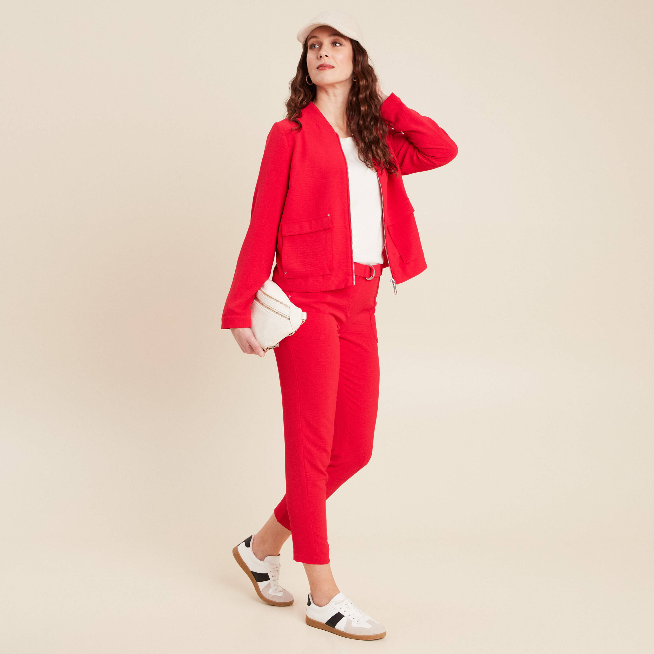 Blouson zippé 2 poches rouge femme