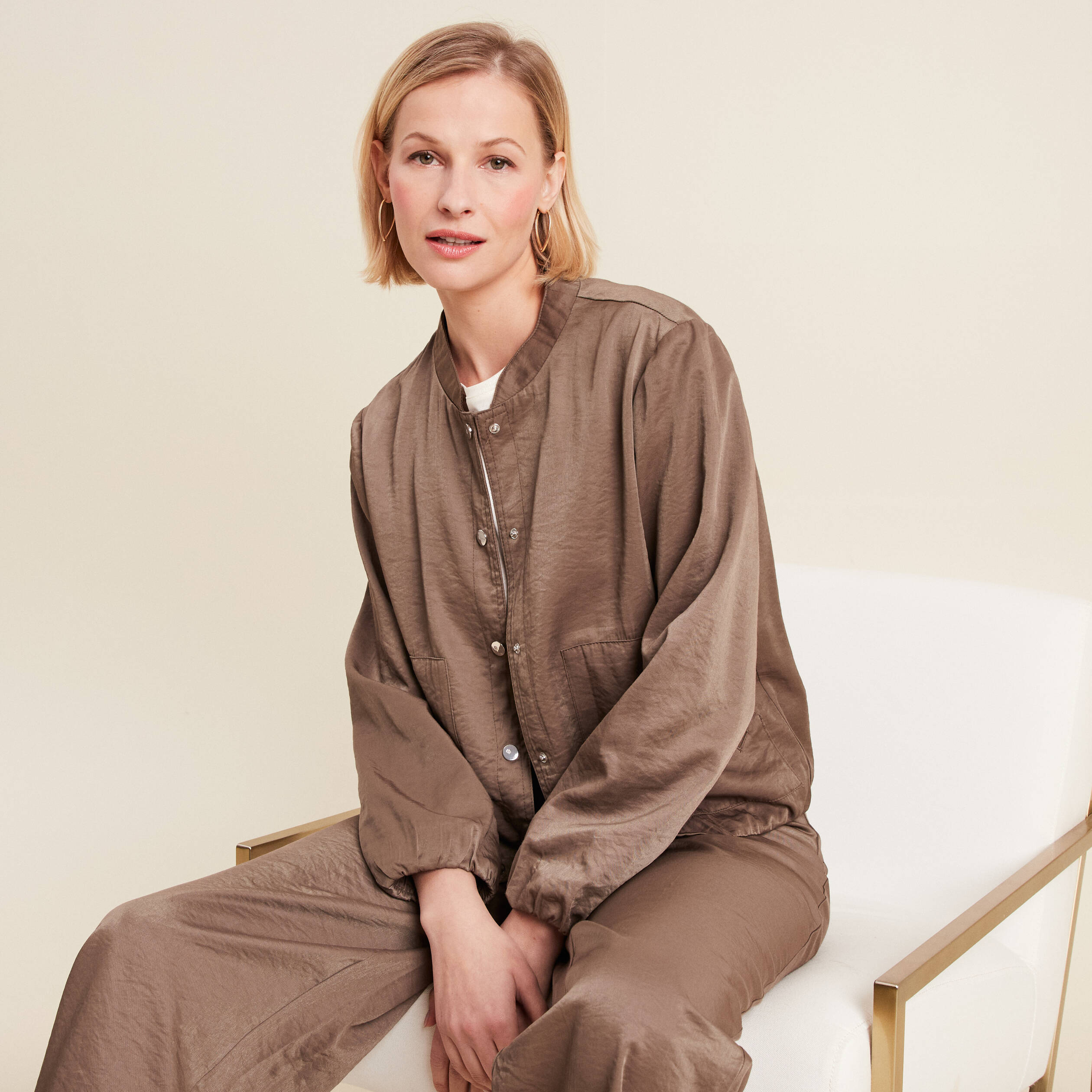 blouson boutonne satin taupe femme Blouson boutonné satin taupe femme