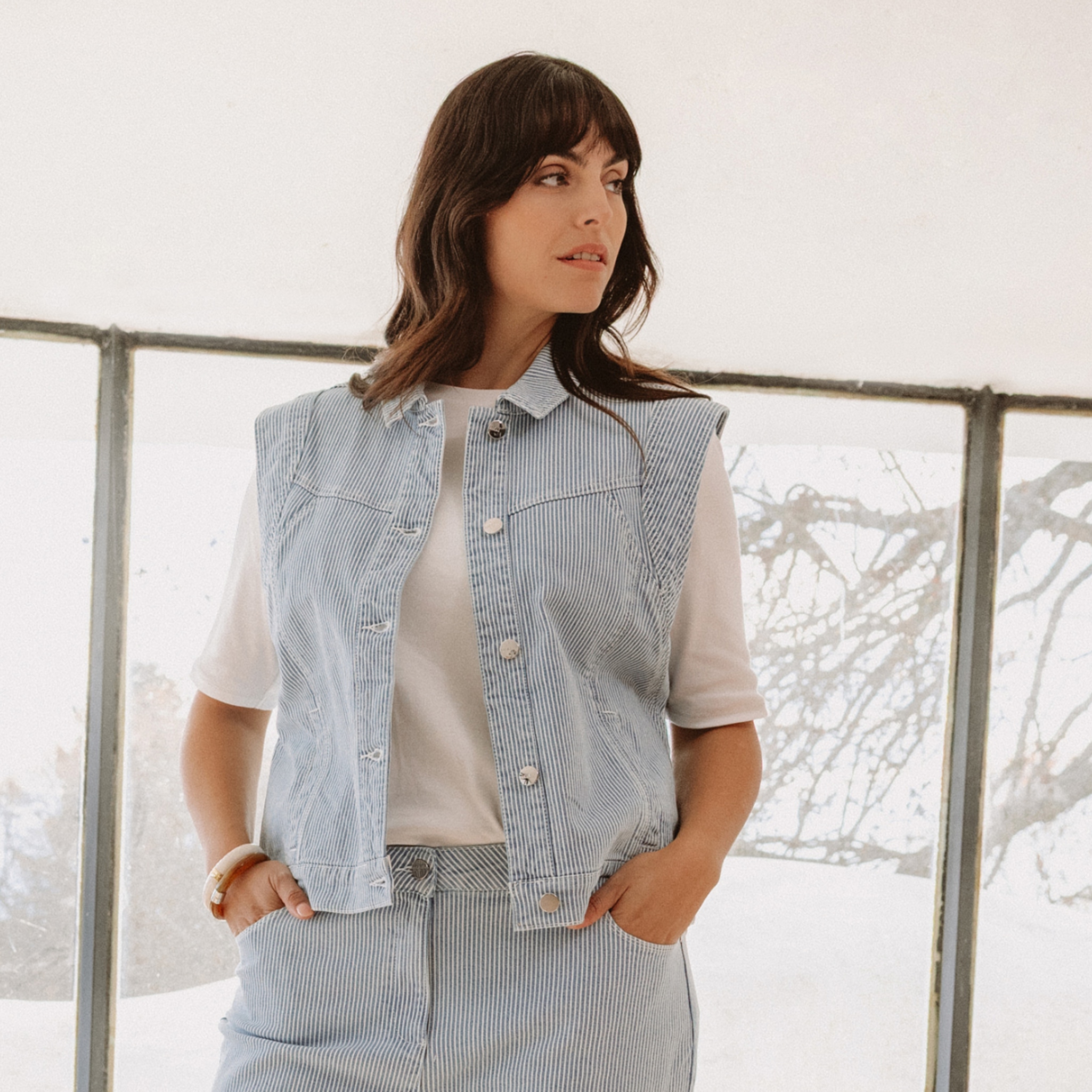 Veste sans manches en jean bleu femme