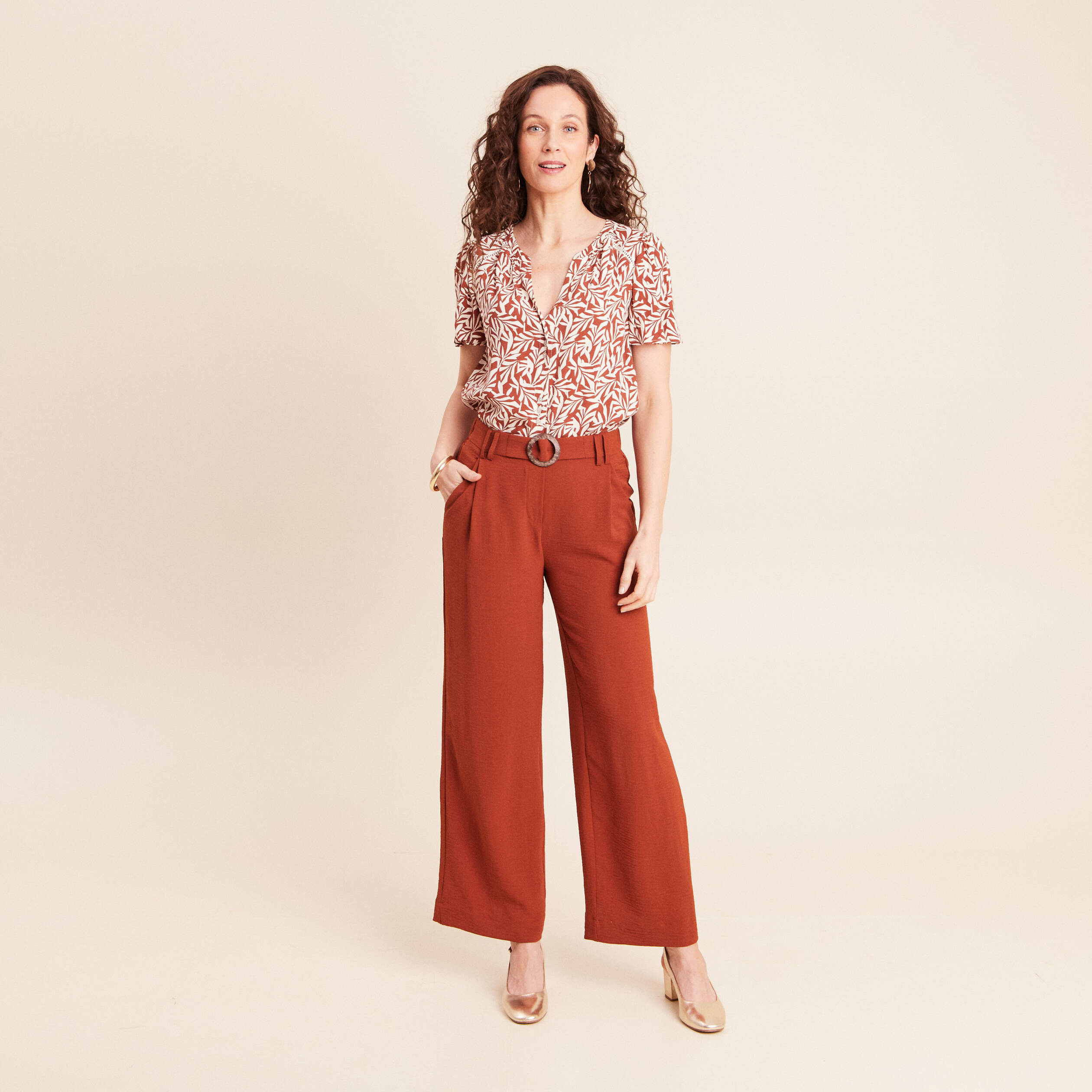 Pantalon large taille haute fluide marron fonc&eacute; femme