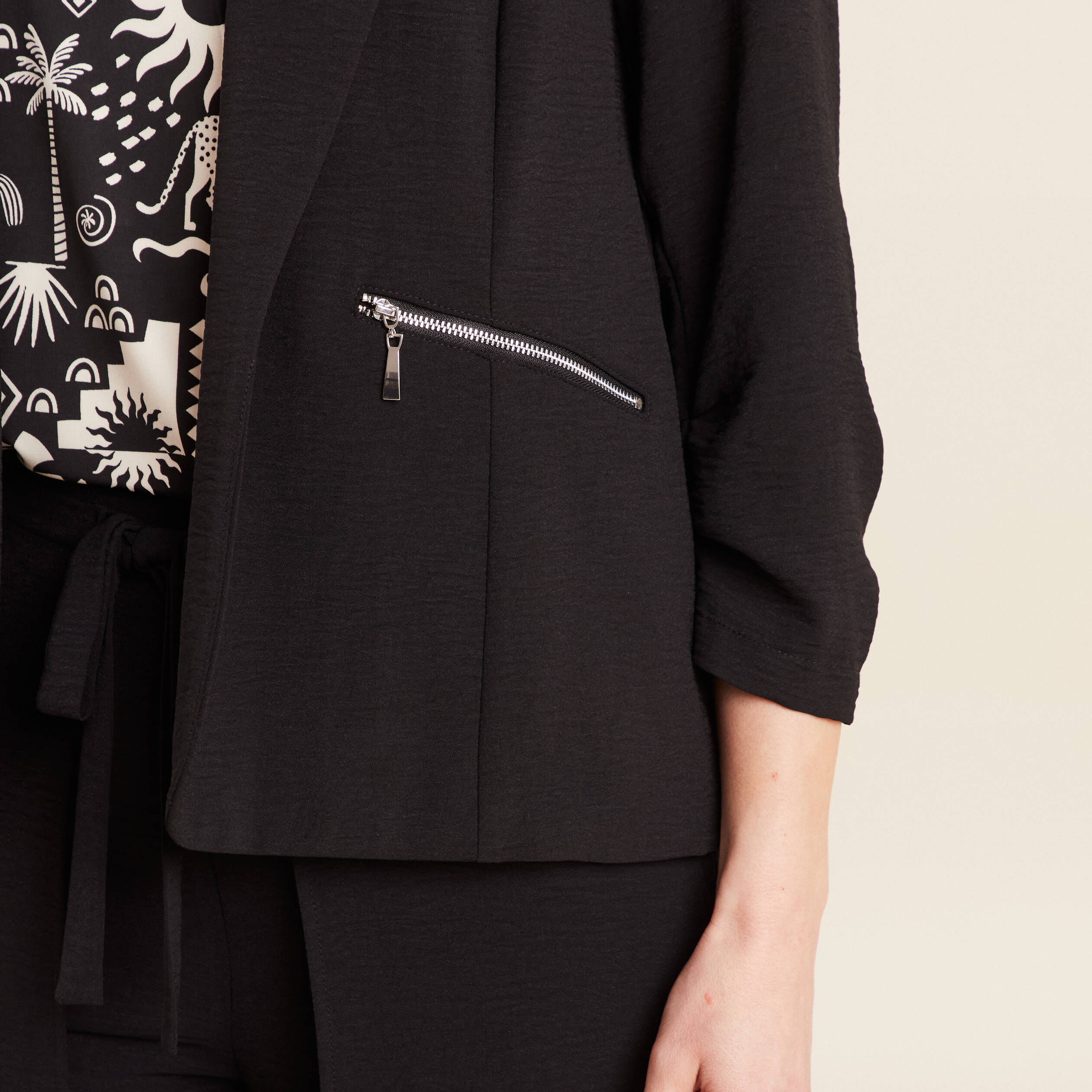 Veste esprit tailleur noir femme