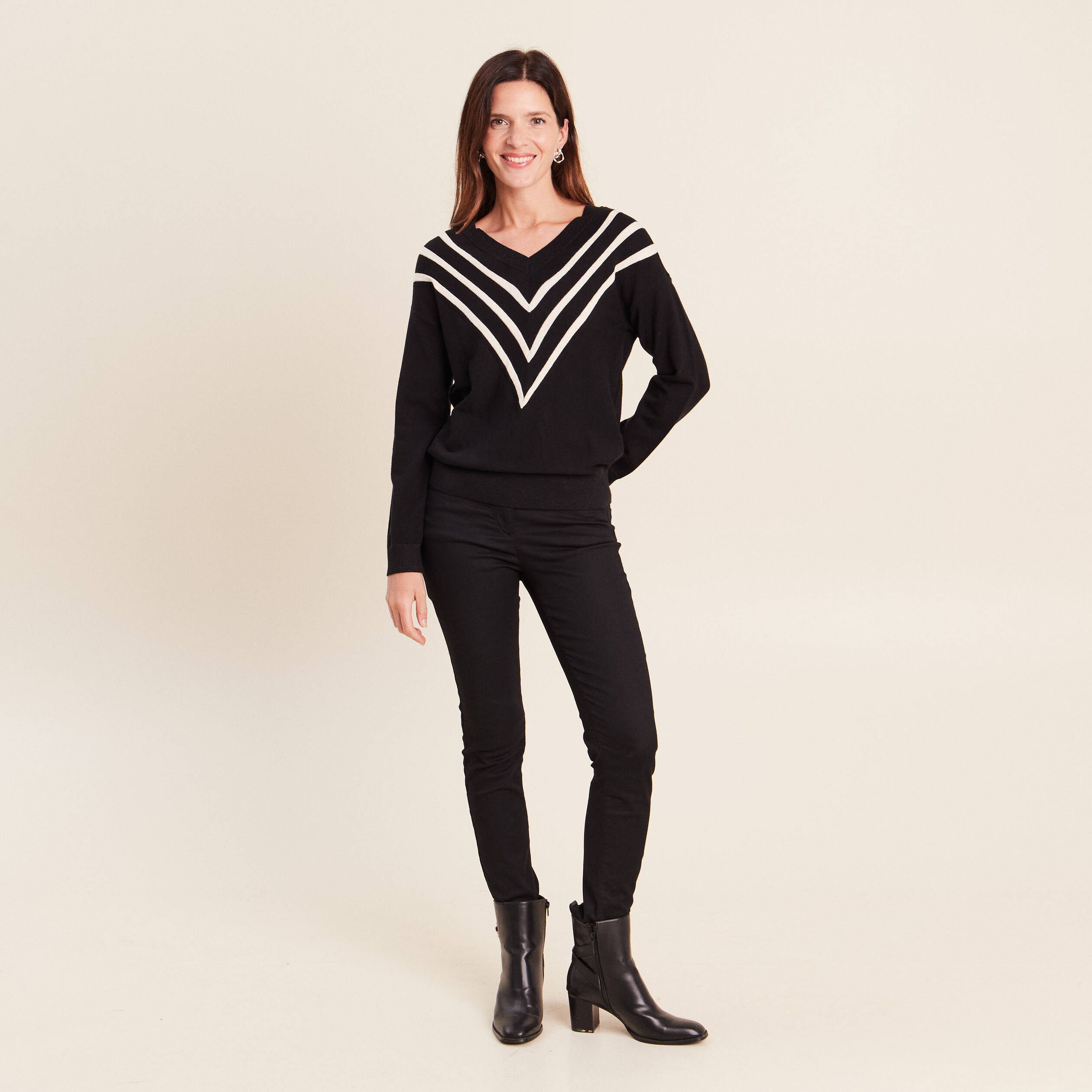 Pull col v noir femme