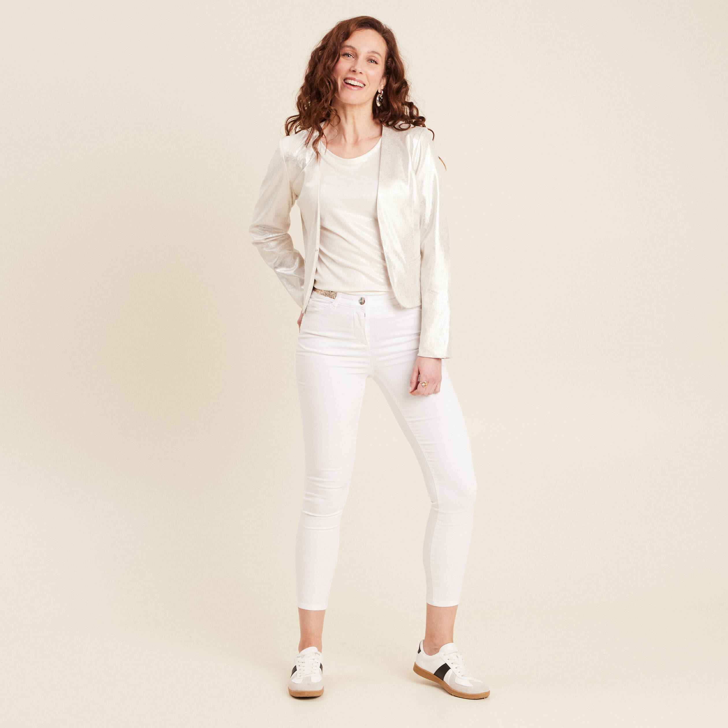Veste courte métallisée couleur argent femme